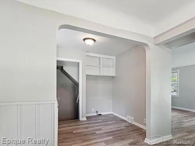 19373 Goulburn Street, Detroit, MI 48205 — Photo 8