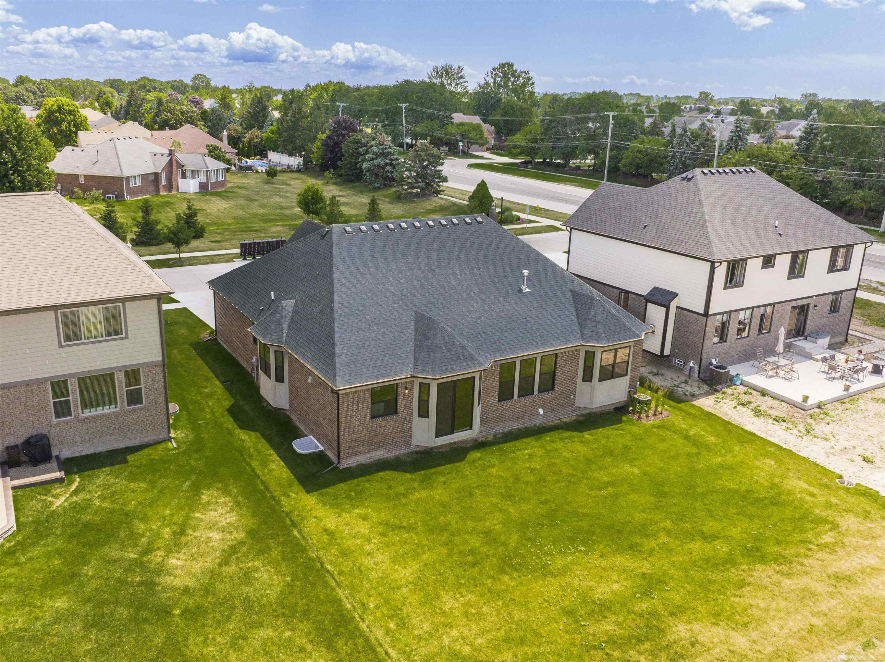 49675 Langford Drive, 216, Macomb, MI 48044 — Photo 4
