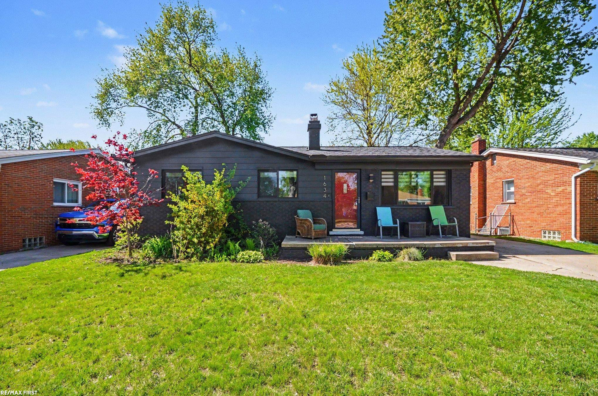 1634 Beaupre Avenue, Madison Heights, MI 48071 — Photo 2
