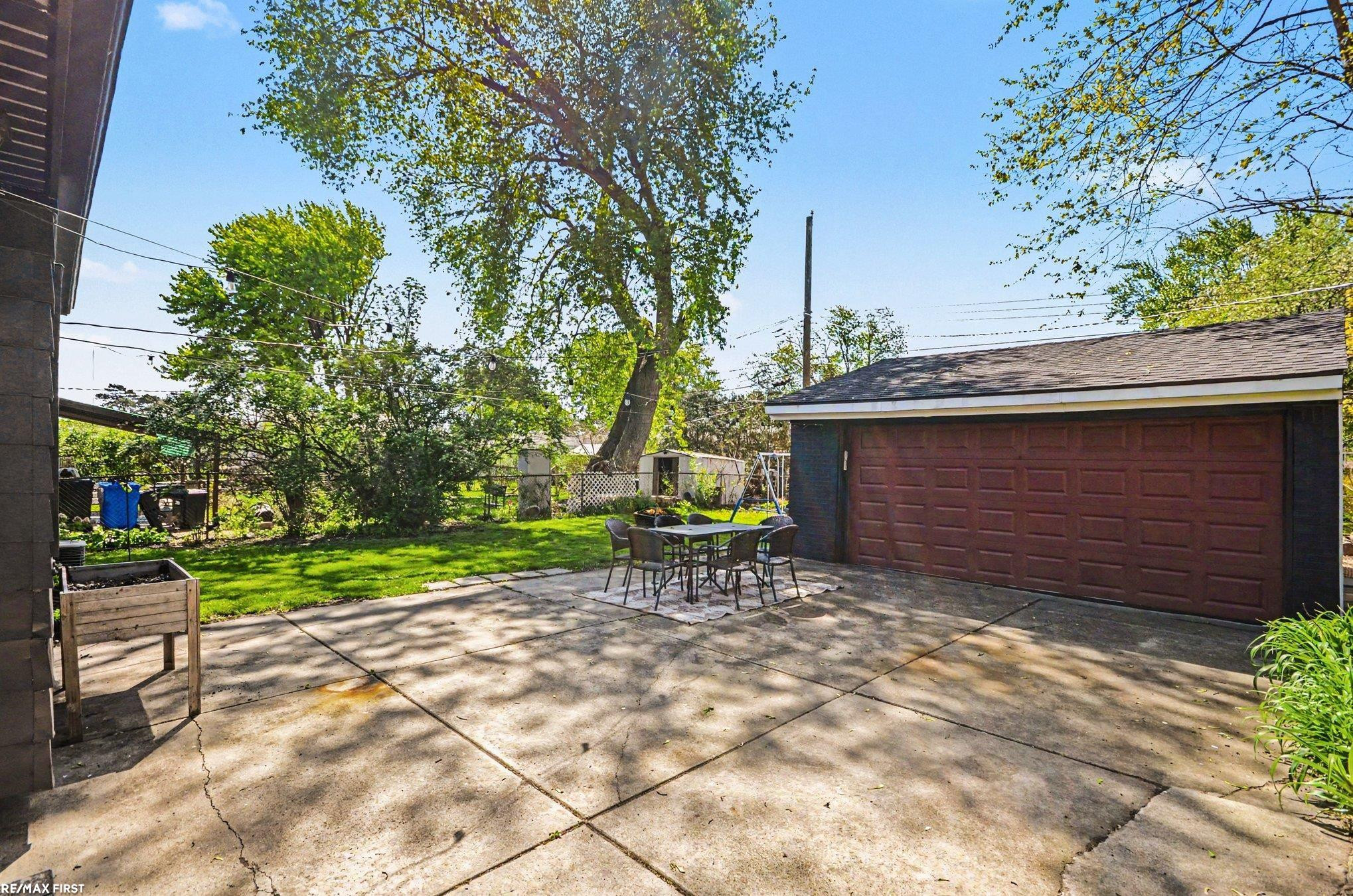 1634 Beaupre Avenue, Madison Heights, MI 48071 — Photo 23