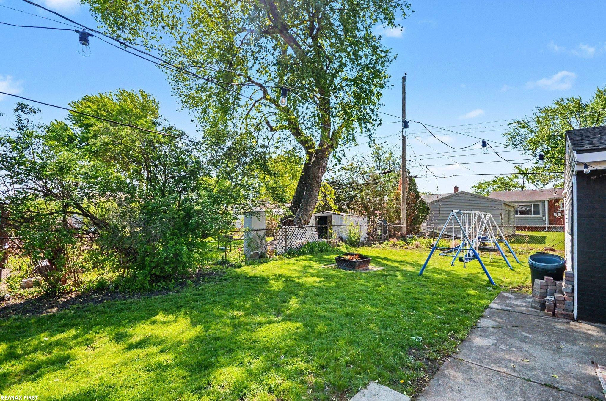 1634 Beaupre Avenue, Madison Heights, MI 48071 — Photo 24