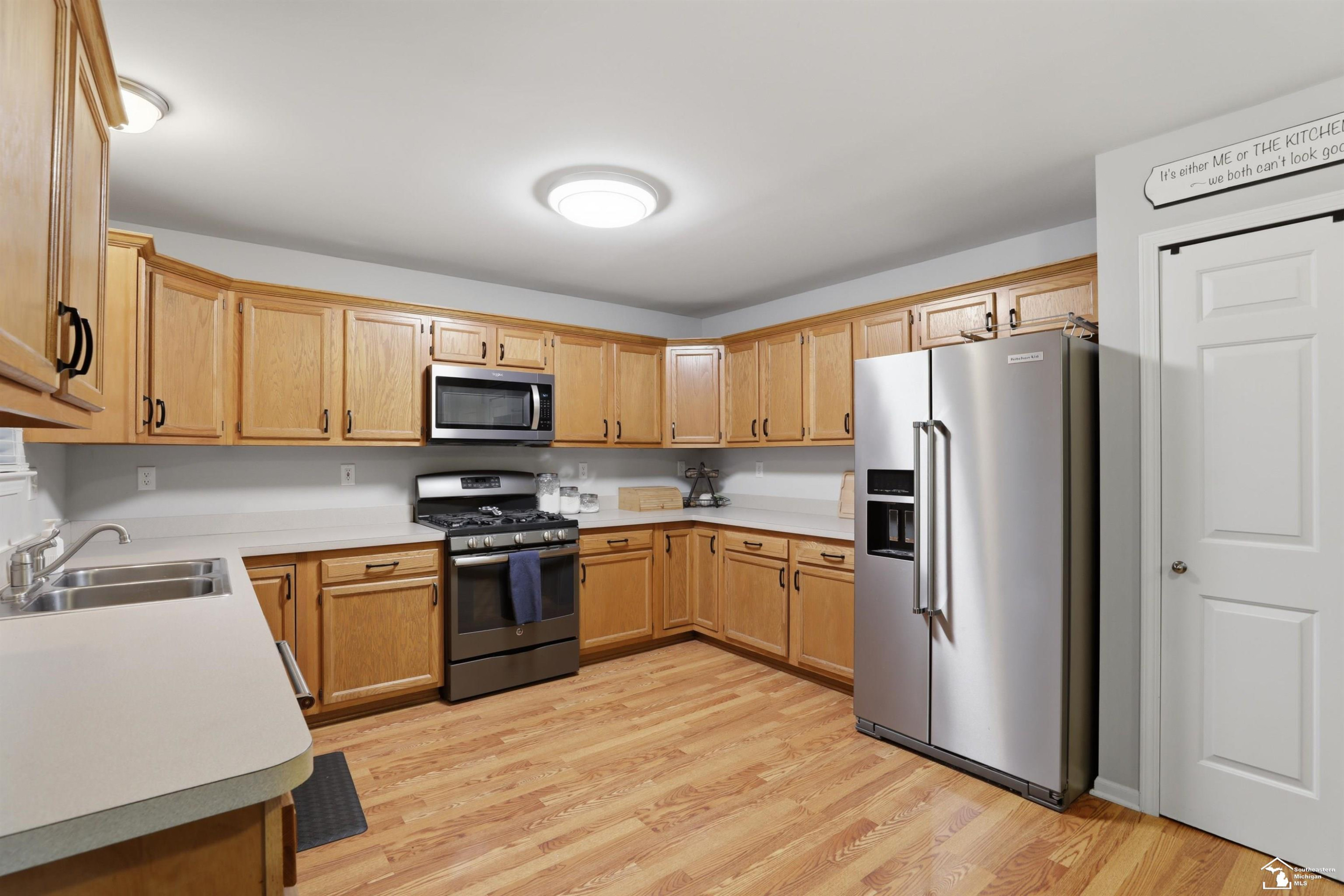 8838 Railwood Drive, Newport, MI 48166 — Photo 10