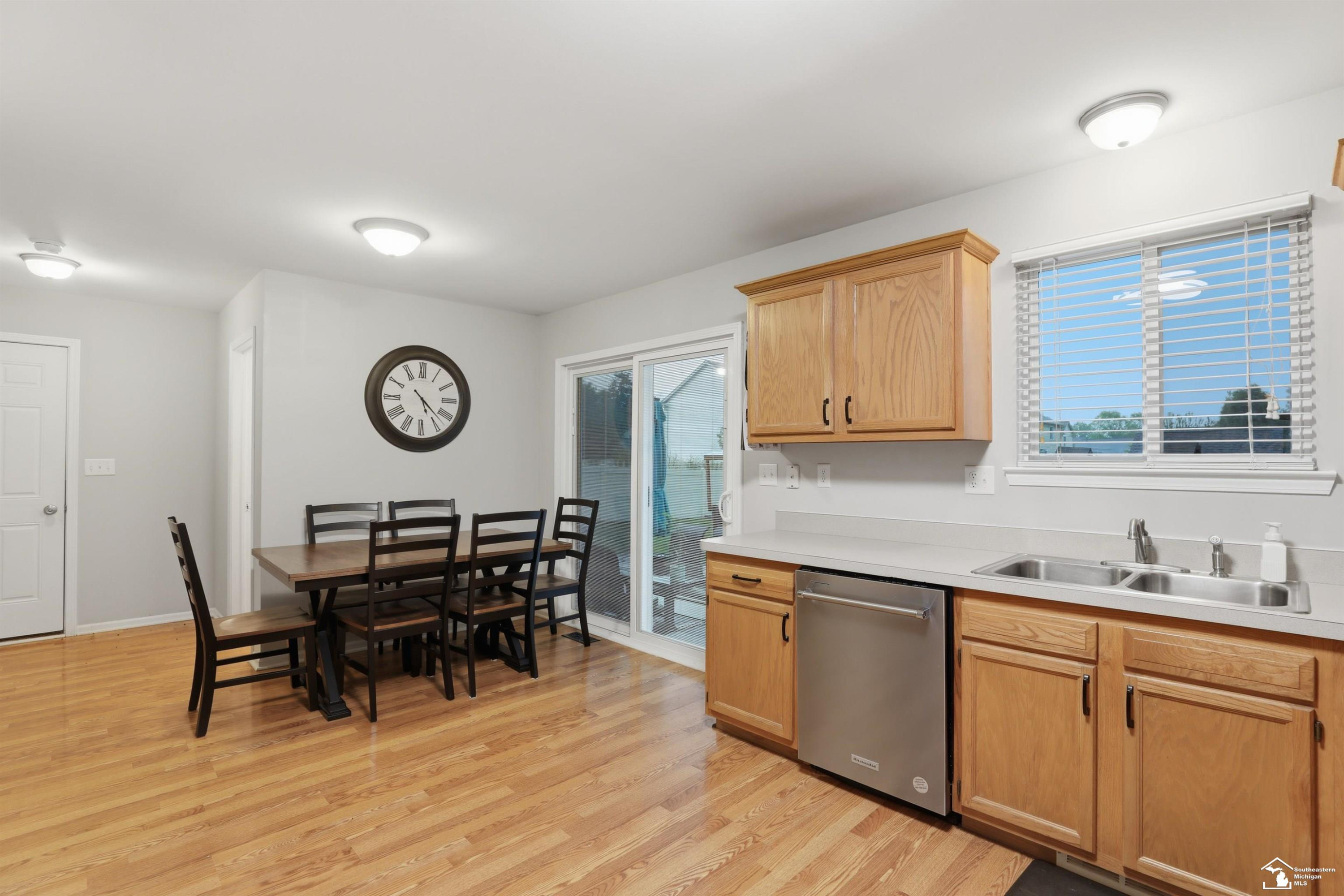 8838 Railwood Drive, Newport, MI 48166 — Photo 12