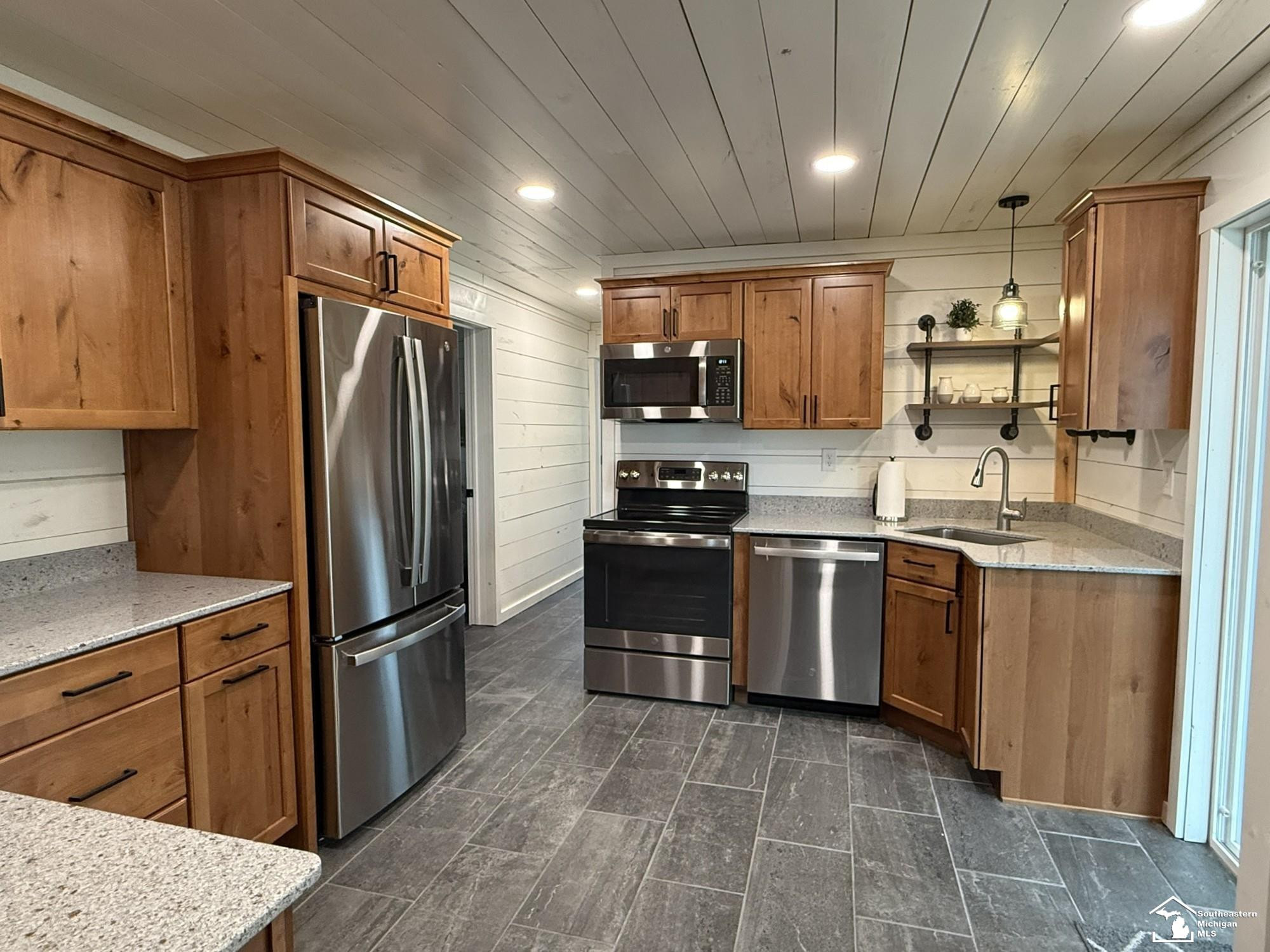 1391 W Hill Road, Lewiston, MI 49756 — Photo 7