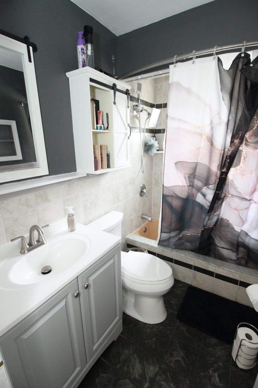 29261 Grant Street, Saint Clair Shores, MI 48081 — Photo 9