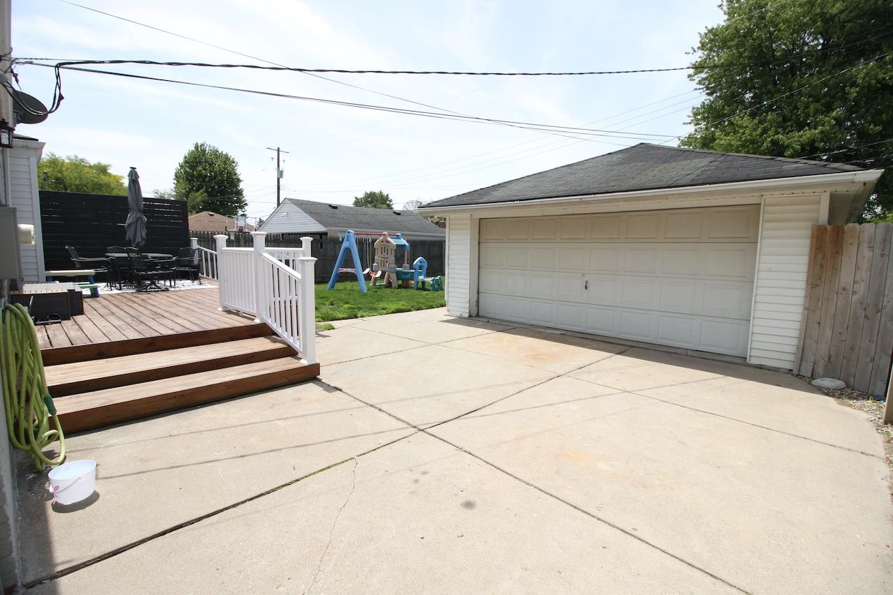 29261 Grant Street, Saint Clair Shores, MI 48081 — Photo 26
