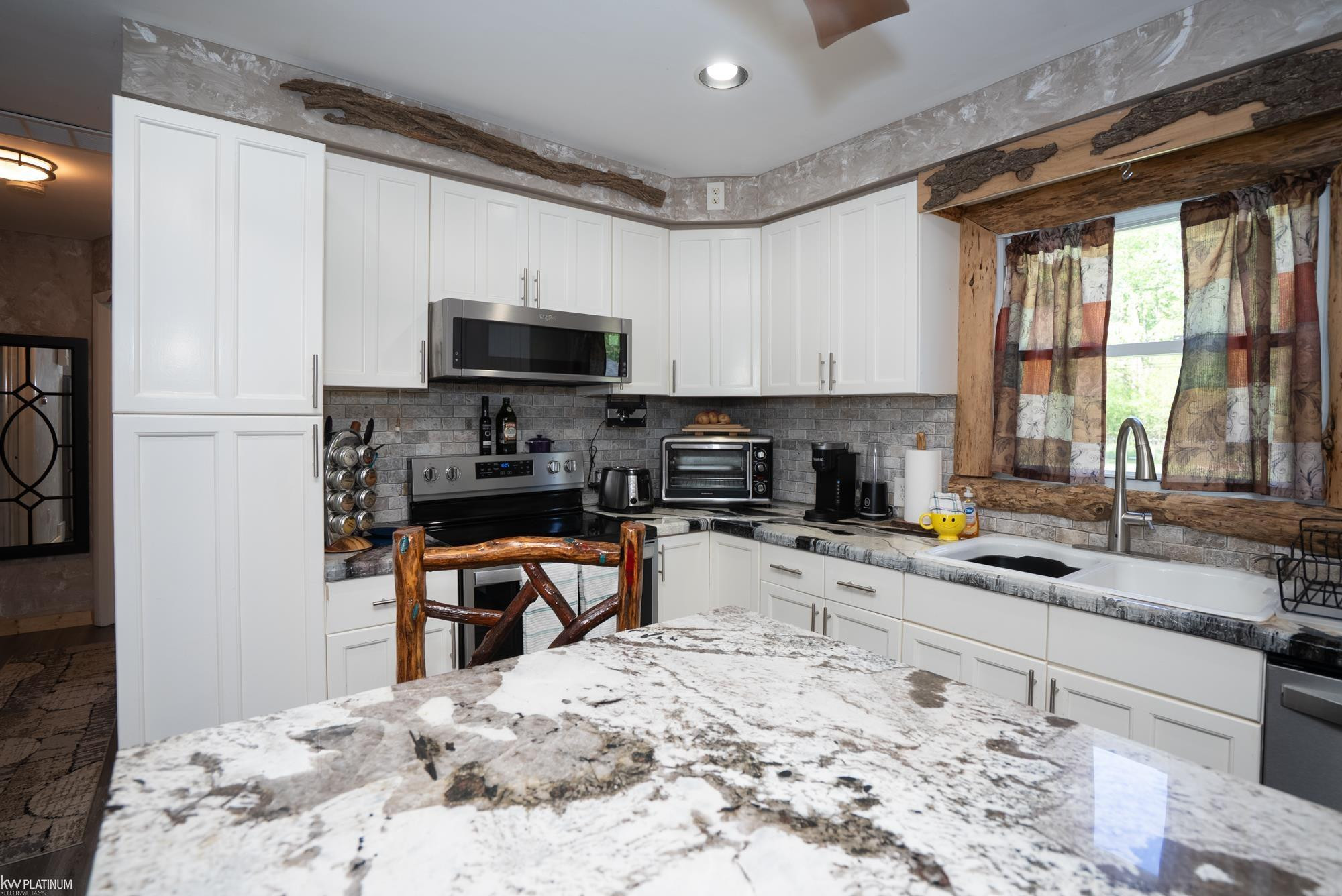50511 Mile End Drive, Shelby, MI 48317 — Photo 16