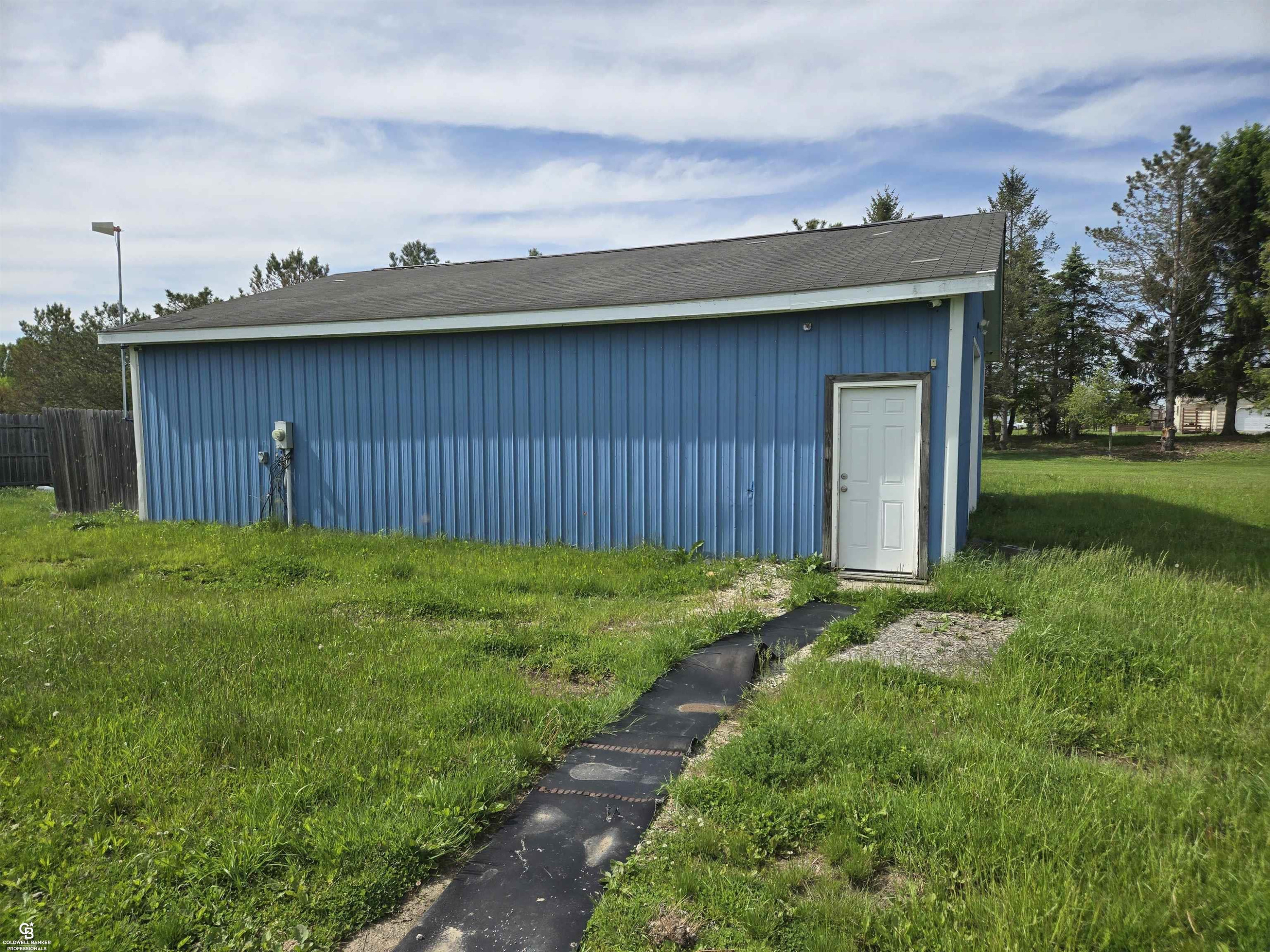 4179 Kilgore Road, Avoca, MI 48006 — Photo 2