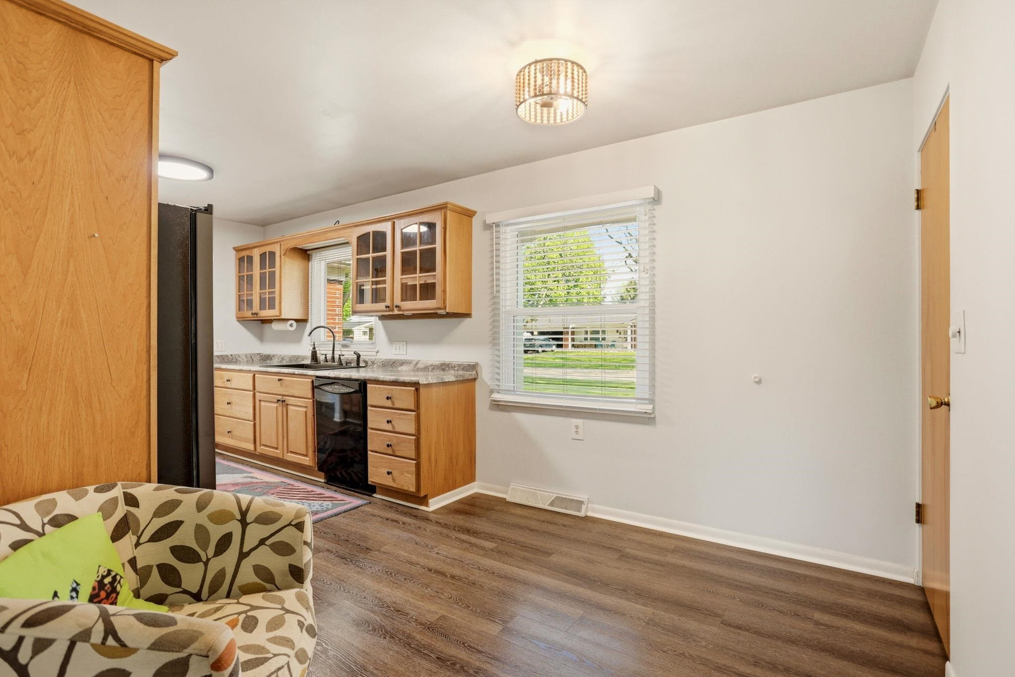 469 Sunburst Drive, Frankenmuth, MI 48734 — Photo 18