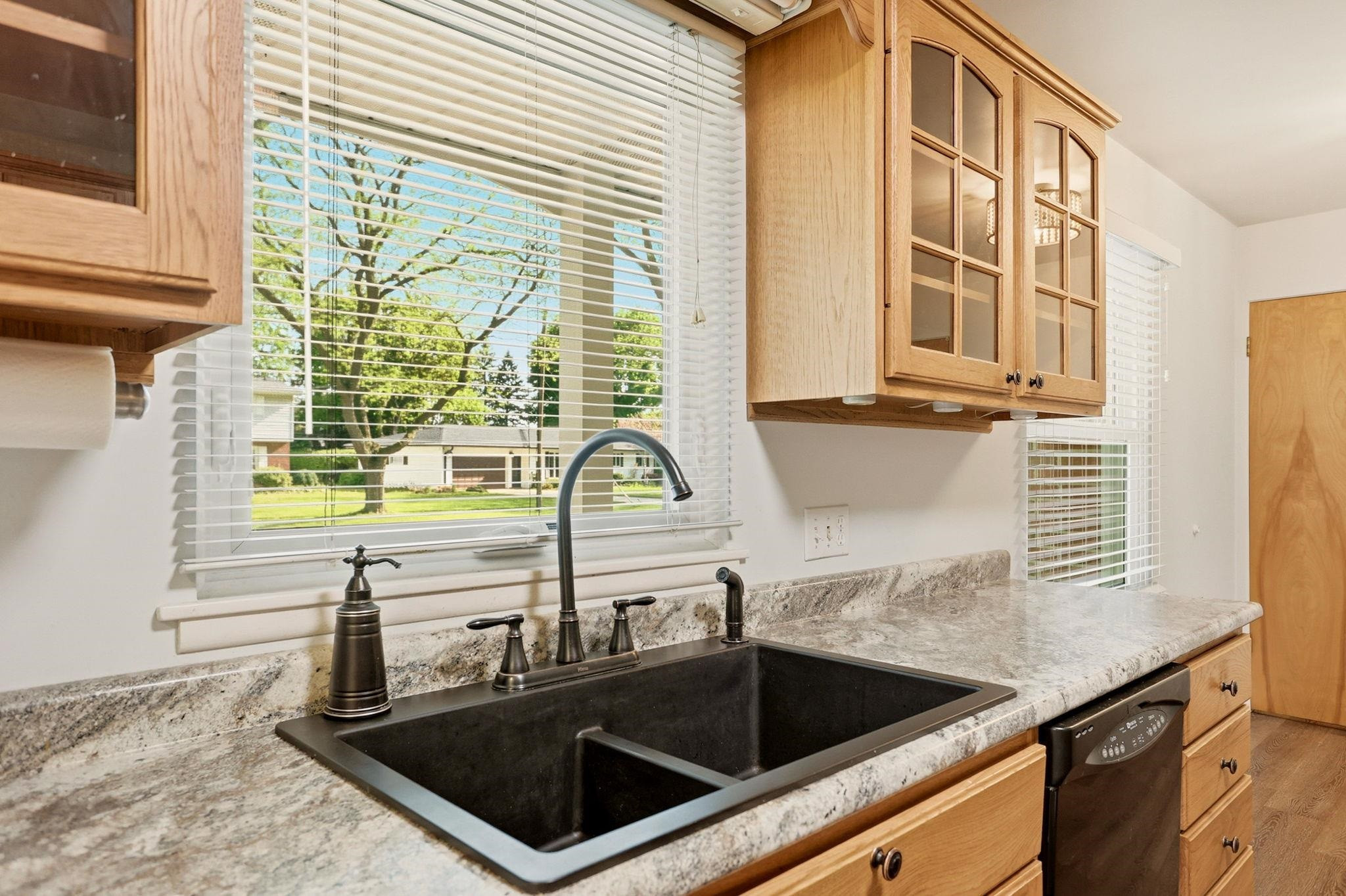 469 Sunburst Drive, Frankenmuth, MI 48734 — Photo 20