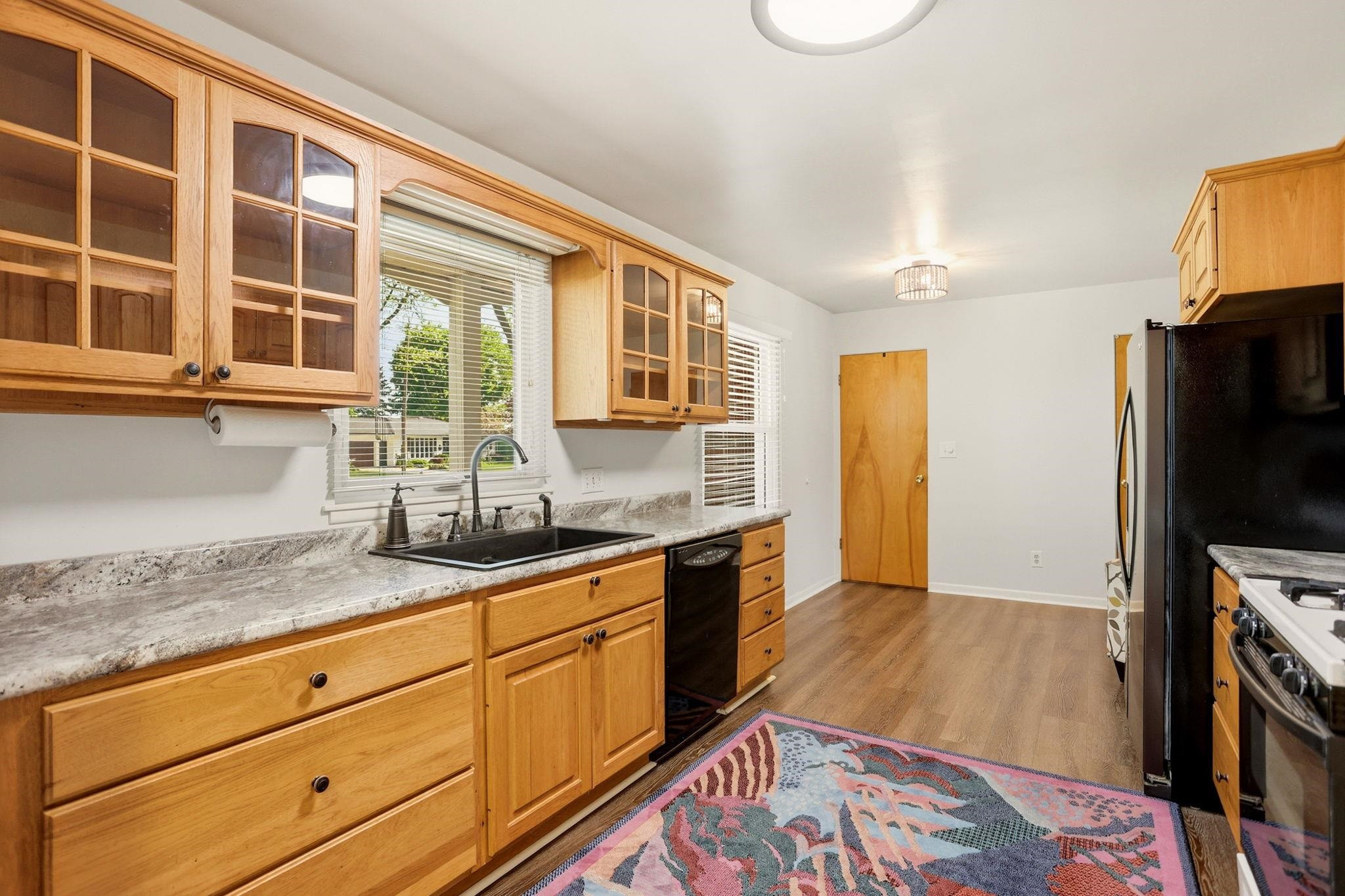 469 Sunburst Drive, Frankenmuth, MI 48734 — Photo 21