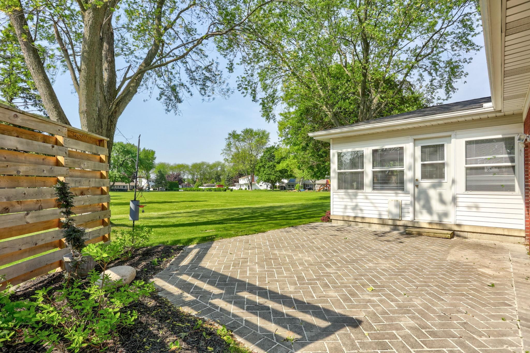 469 Sunburst Drive, Frankenmuth, MI 48734 — Photo 42