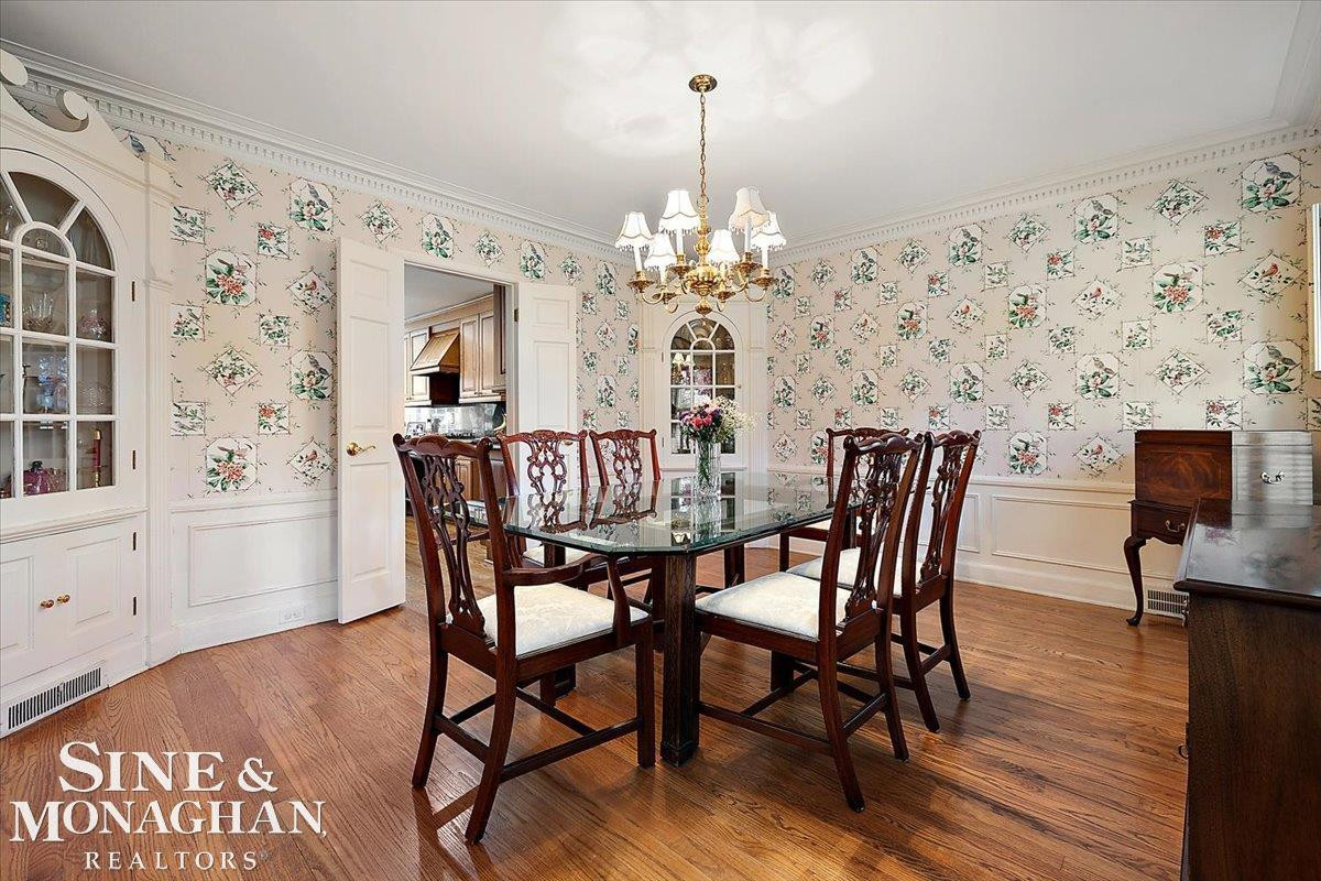 683 Lochmoor Boulevard, Grosse Pointe Woods, MI 48236 — Photo 11