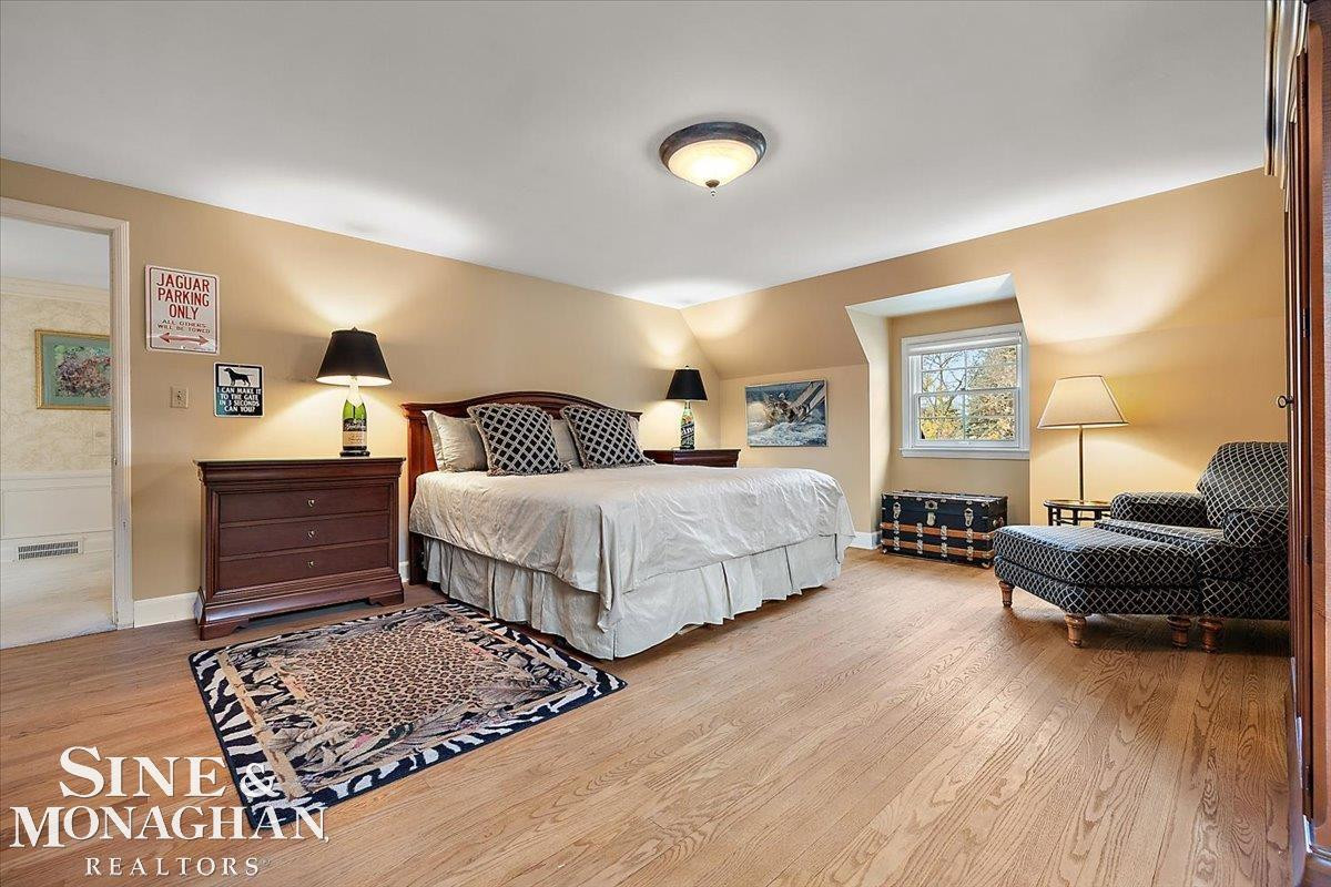 683 Lochmoor Boulevard, Grosse Pointe Woods, MI 48236 — Photo 30
