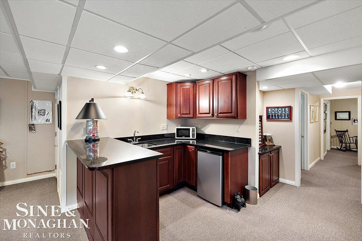 683 Lochmoor Boulevard, Grosse Pointe Woods, MI 48236 — Photo 44