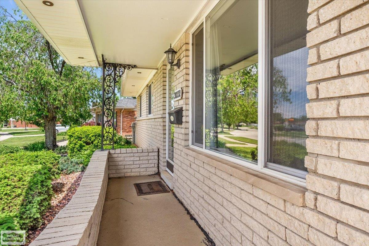 30232 Gloede Drive, Warren, MI 48088 — Photo 4