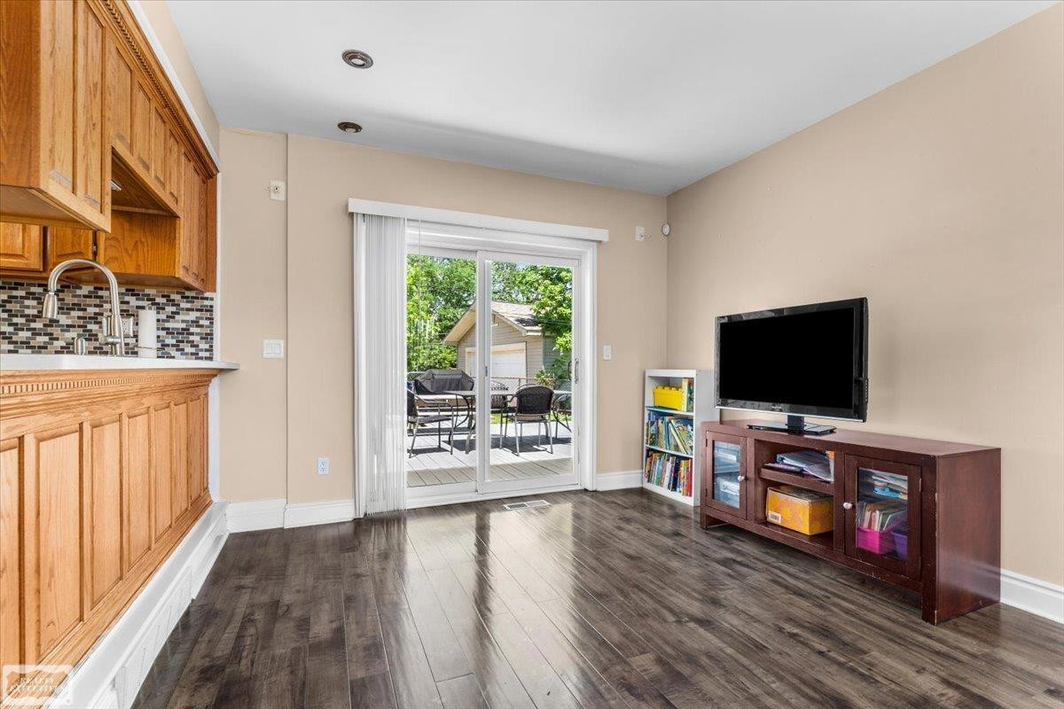 30232 Gloede Drive, Warren, MI 48088 — Photo 14