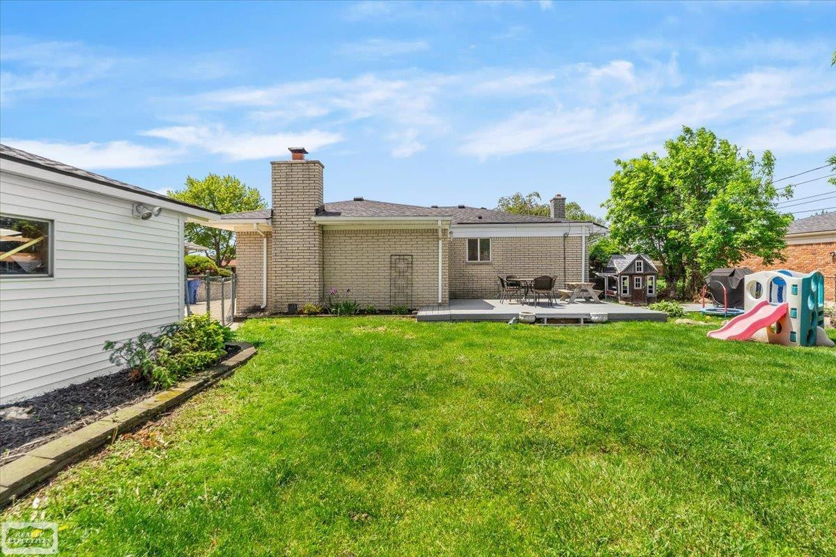 30232 Gloede Drive, Warren, MI 48088 — Photo 31