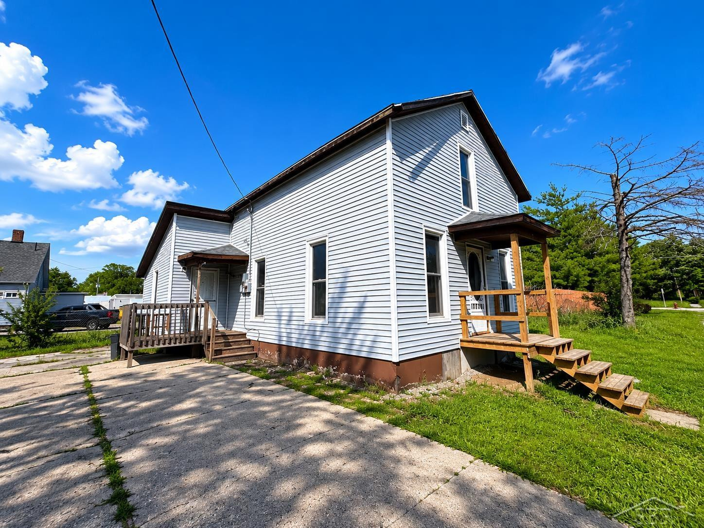 709 Atwater Street, Saginaw, MI 48601 — Photo 2