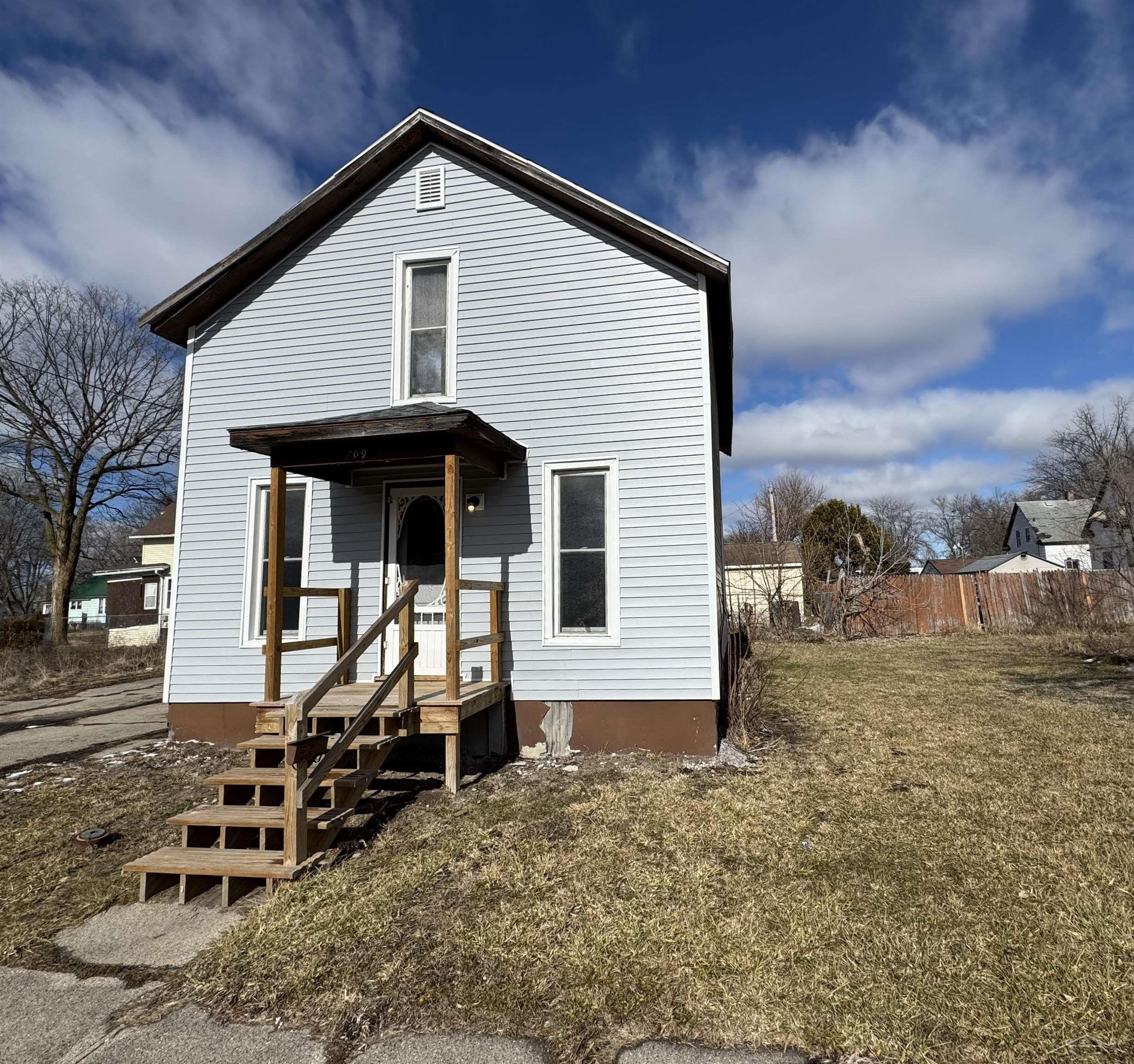 709 Atwater Street, Saginaw, MI 48601 — Photo 14