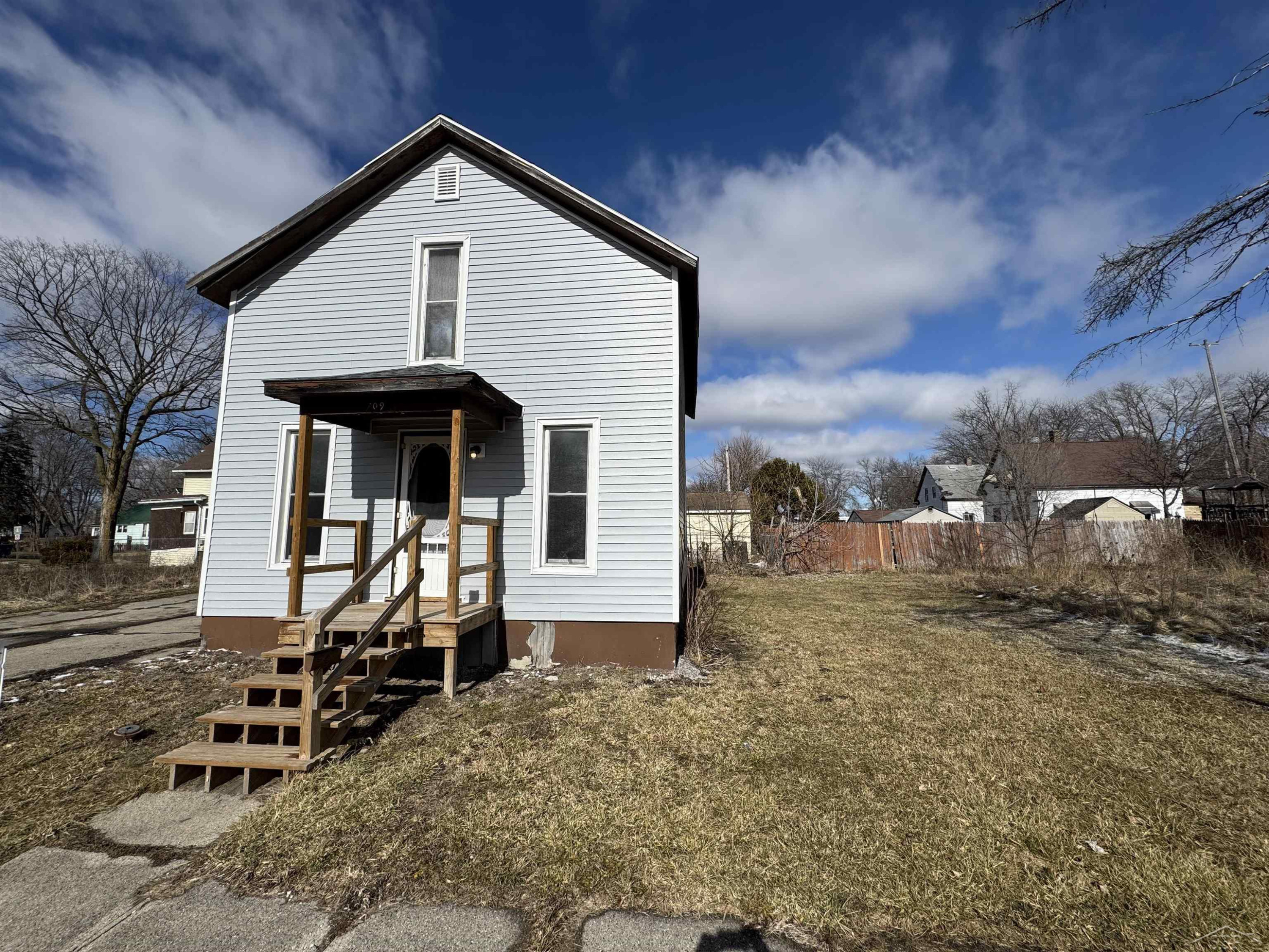 709 Atwater Street, Saginaw, MI 48601 — Photo 15