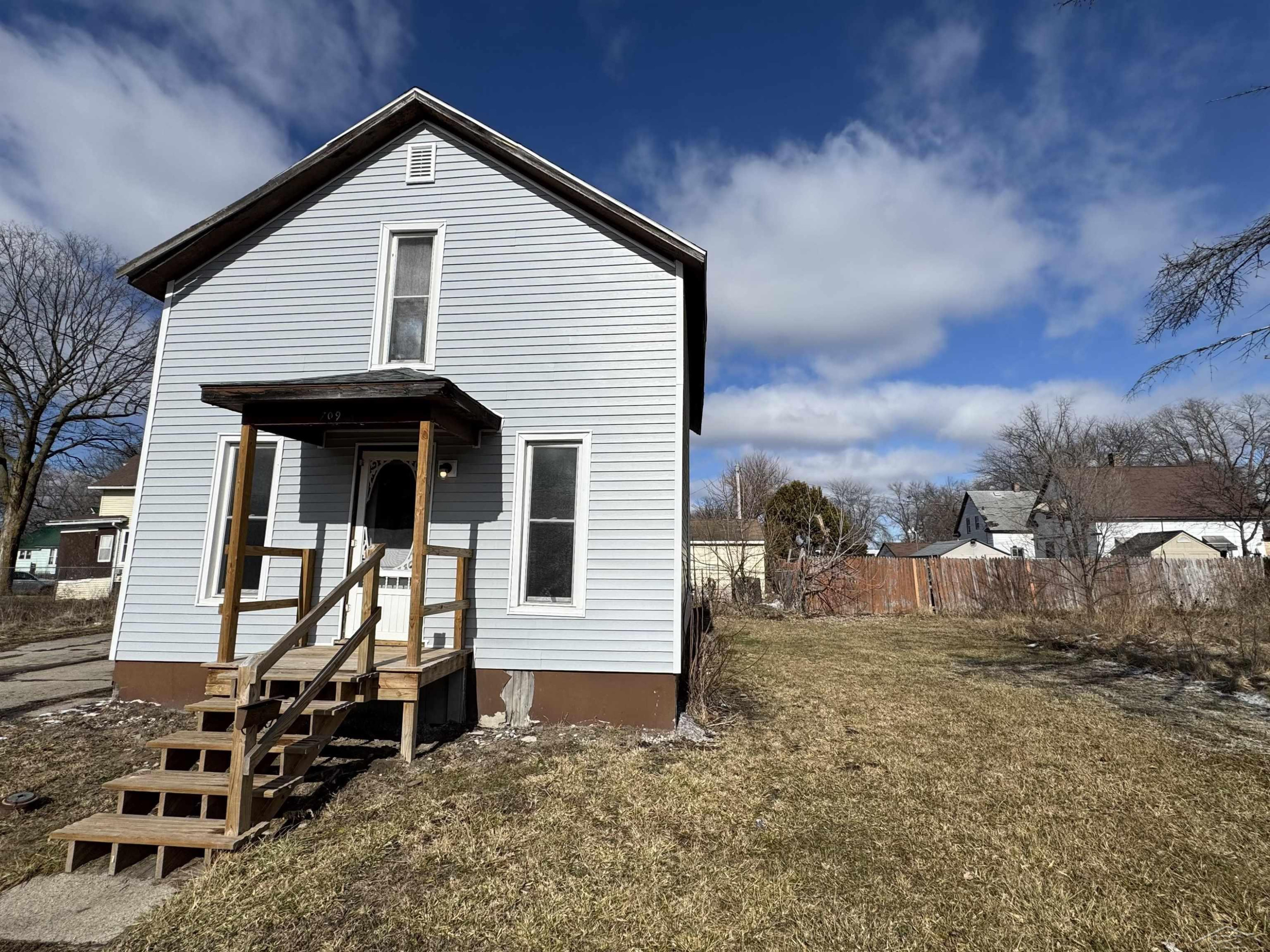 709 Atwater Street, Saginaw, MI 48601 — Photo 17