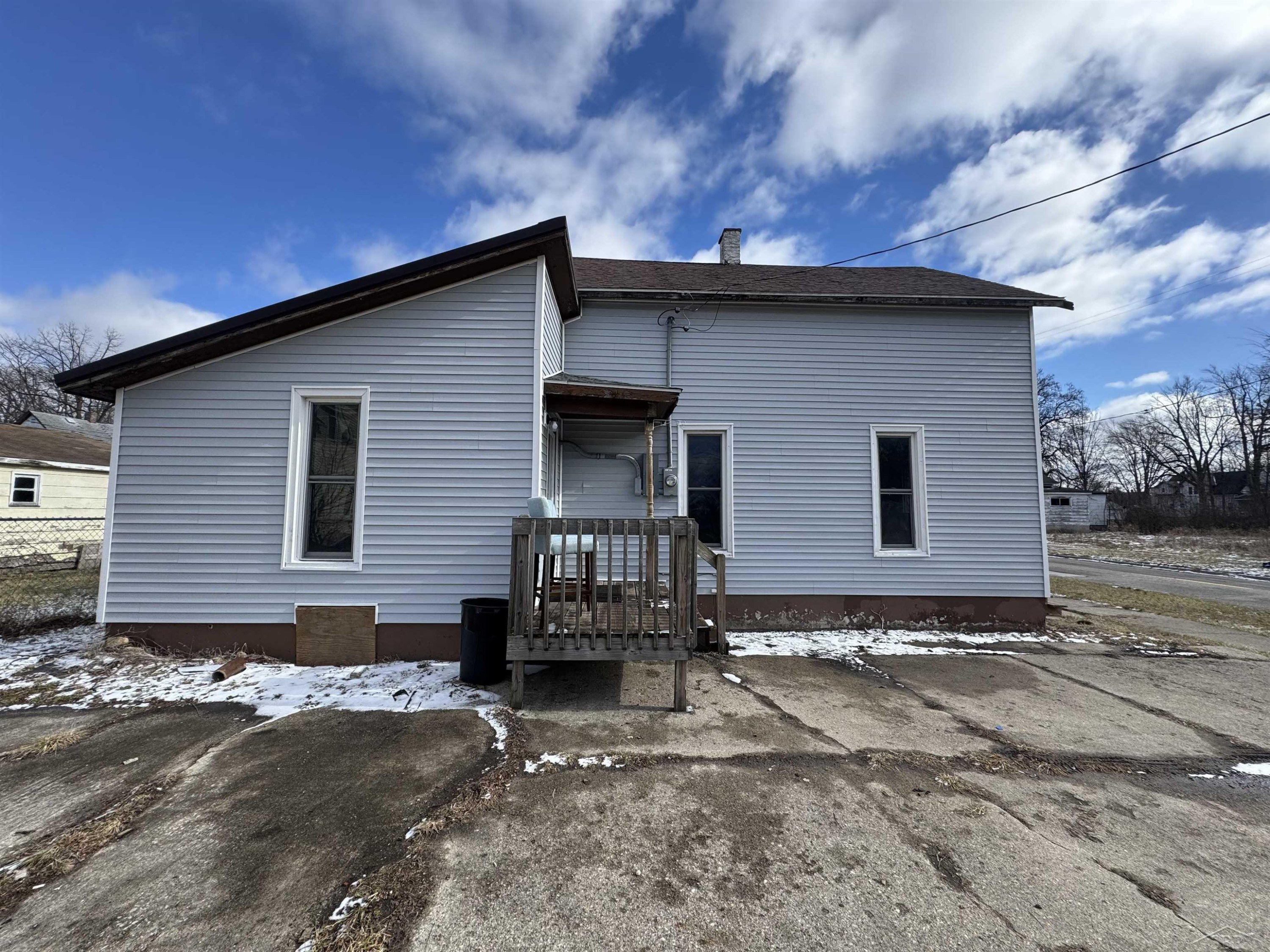 709 Atwater Street, Saginaw, MI 48601 — Photo 18