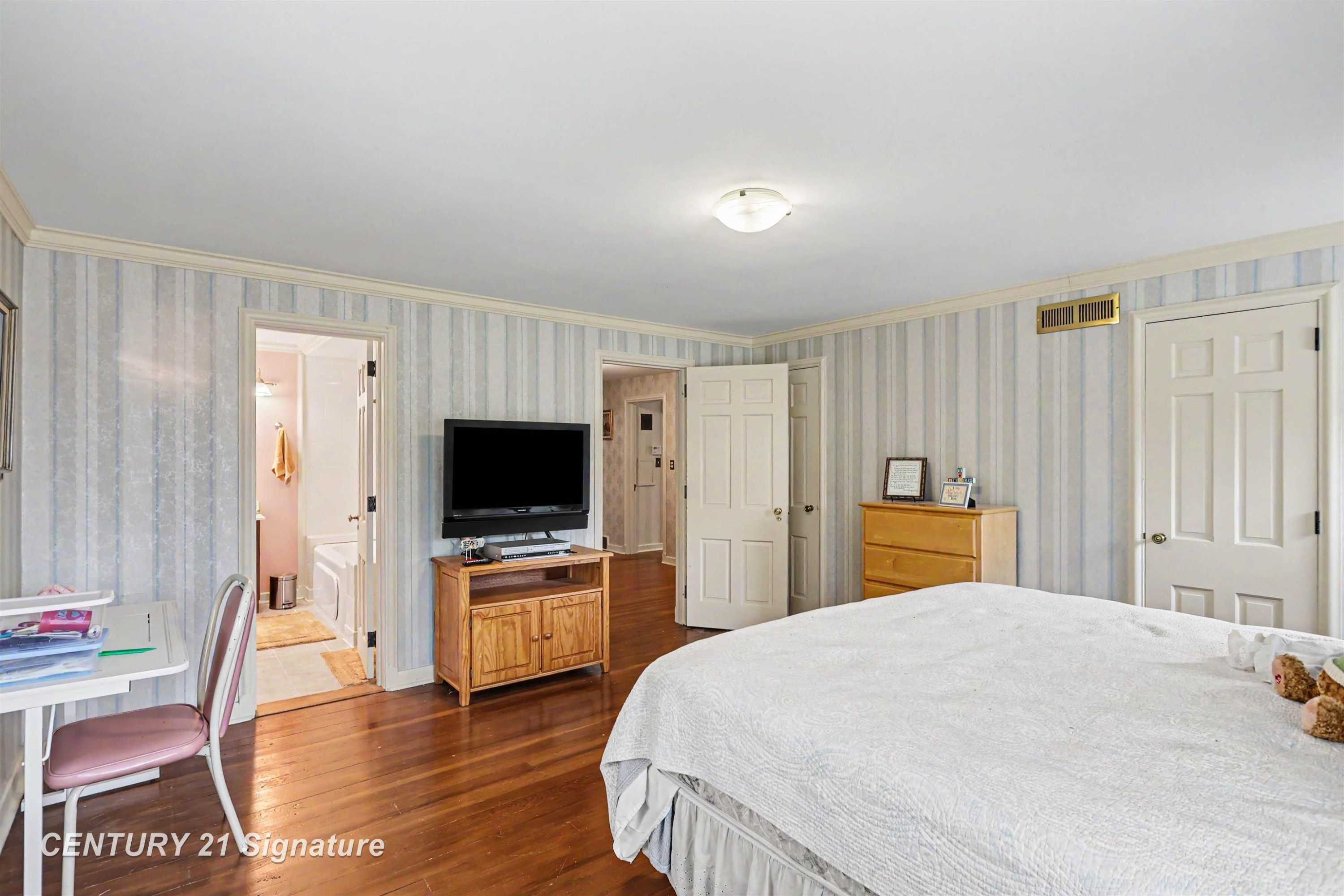 605 S Kinney Avenue, Mount Pleasant, MI 48858 — Photo 12