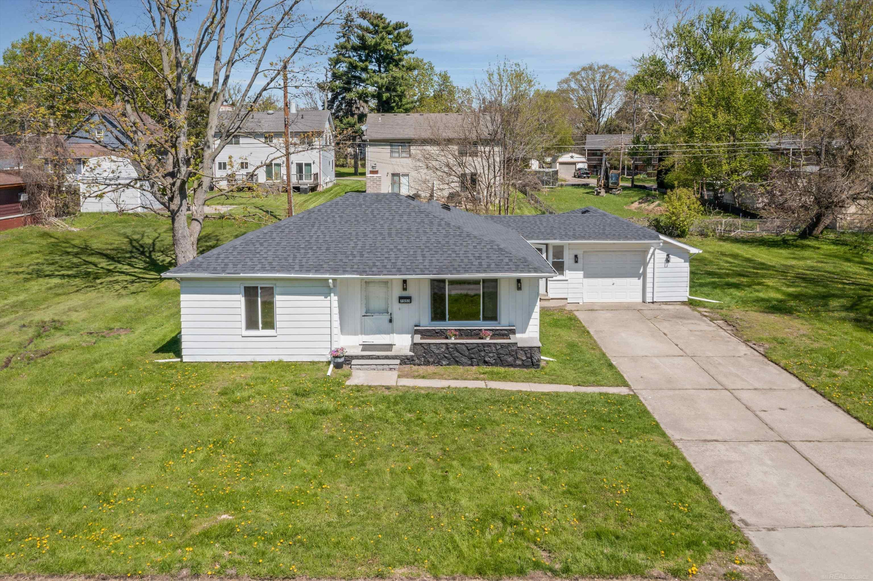 7553 Nichols Street, Utica, MI 48317 — Photo 2