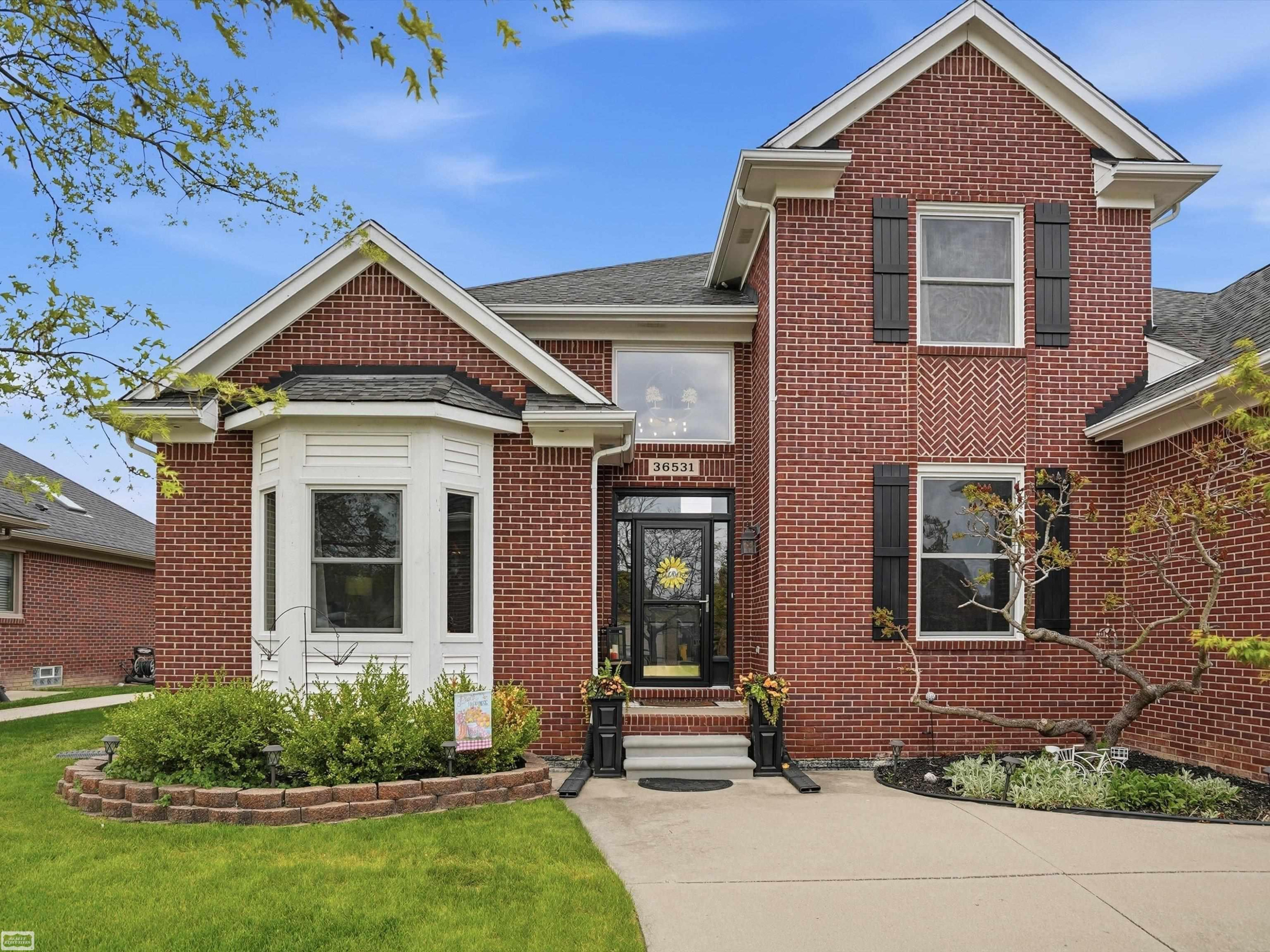 36531 N Pointe Drive, New Baltimore, MI 48047 — Photo 4