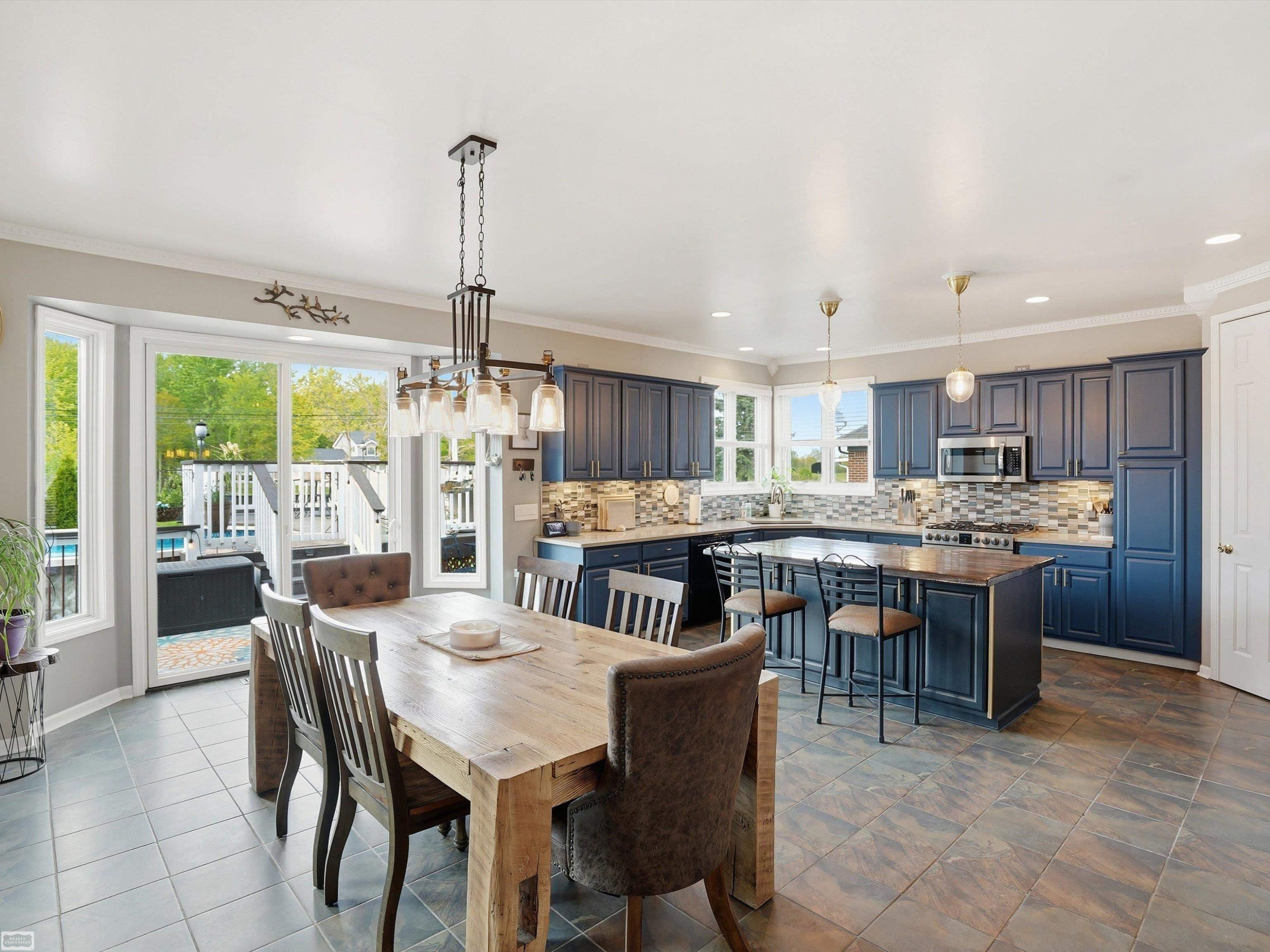 36531 N Pointe Drive, New Baltimore, MI 48047 — Photo 18