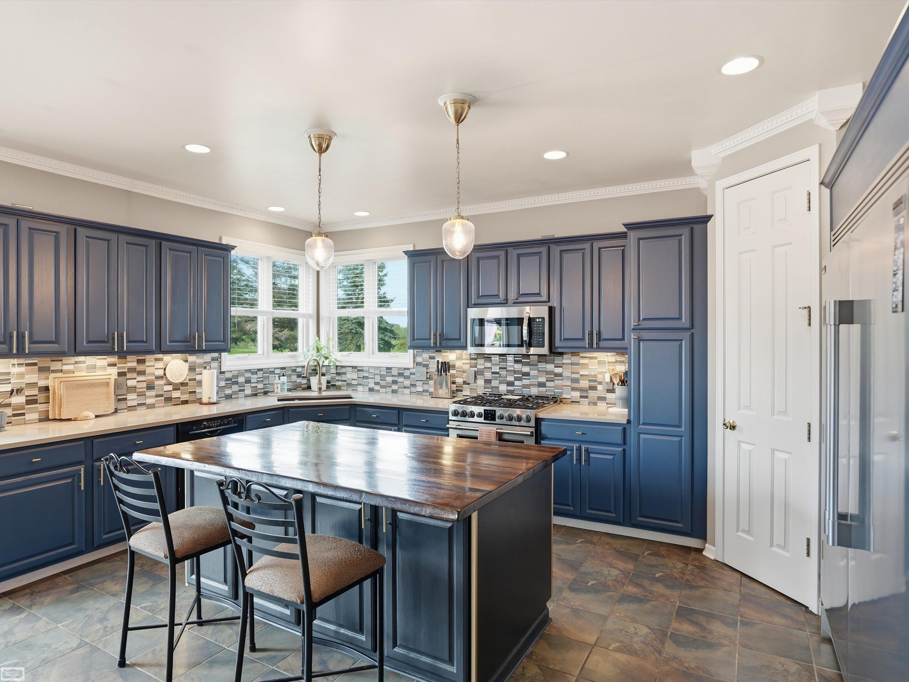 36531 N Pointe Drive, New Baltimore, MI 48047 — Photo 22