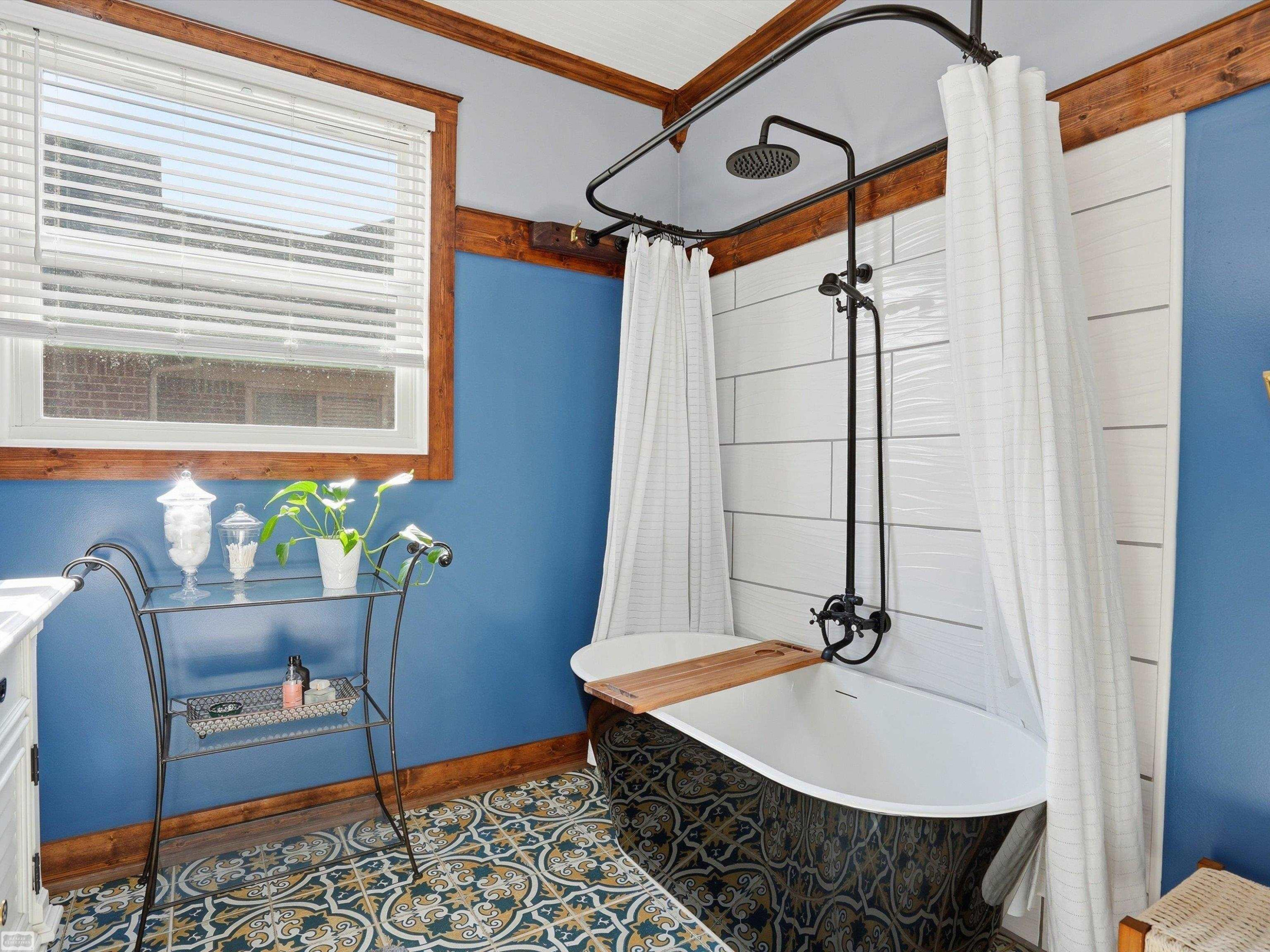 36531 N Pointe Drive, New Baltimore, MI 48047 — Photo 32