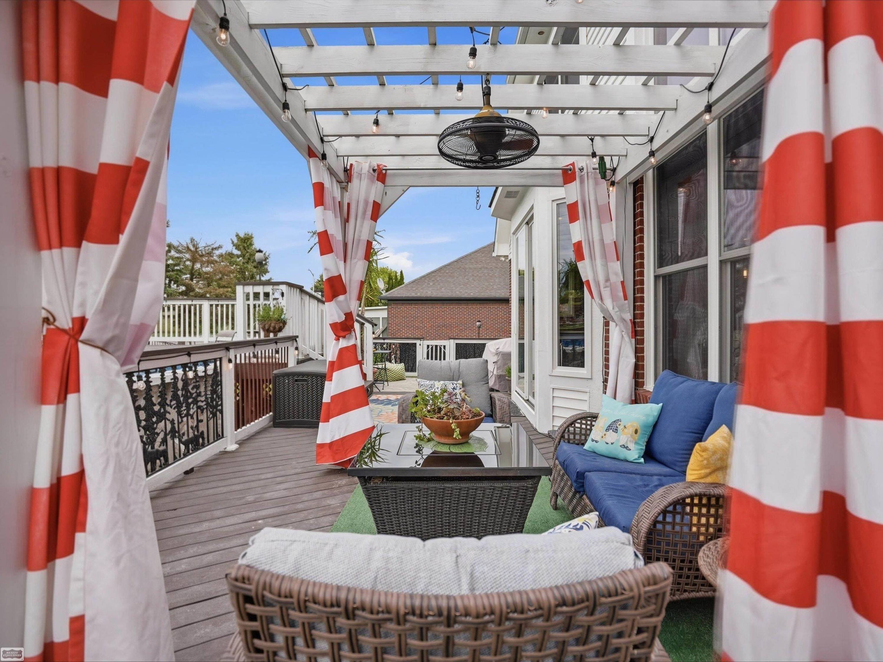 36531 N Pointe Drive, New Baltimore, MI 48047 — Photo 55