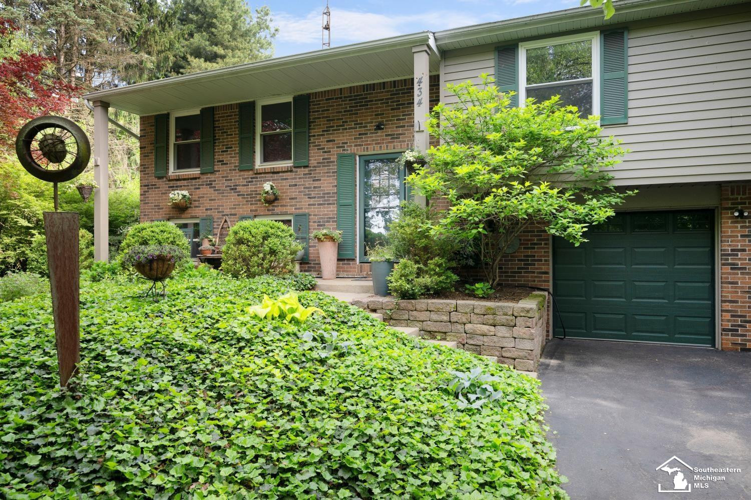 434 W Erie Road, Temperance, MI 48182 — Photo 3