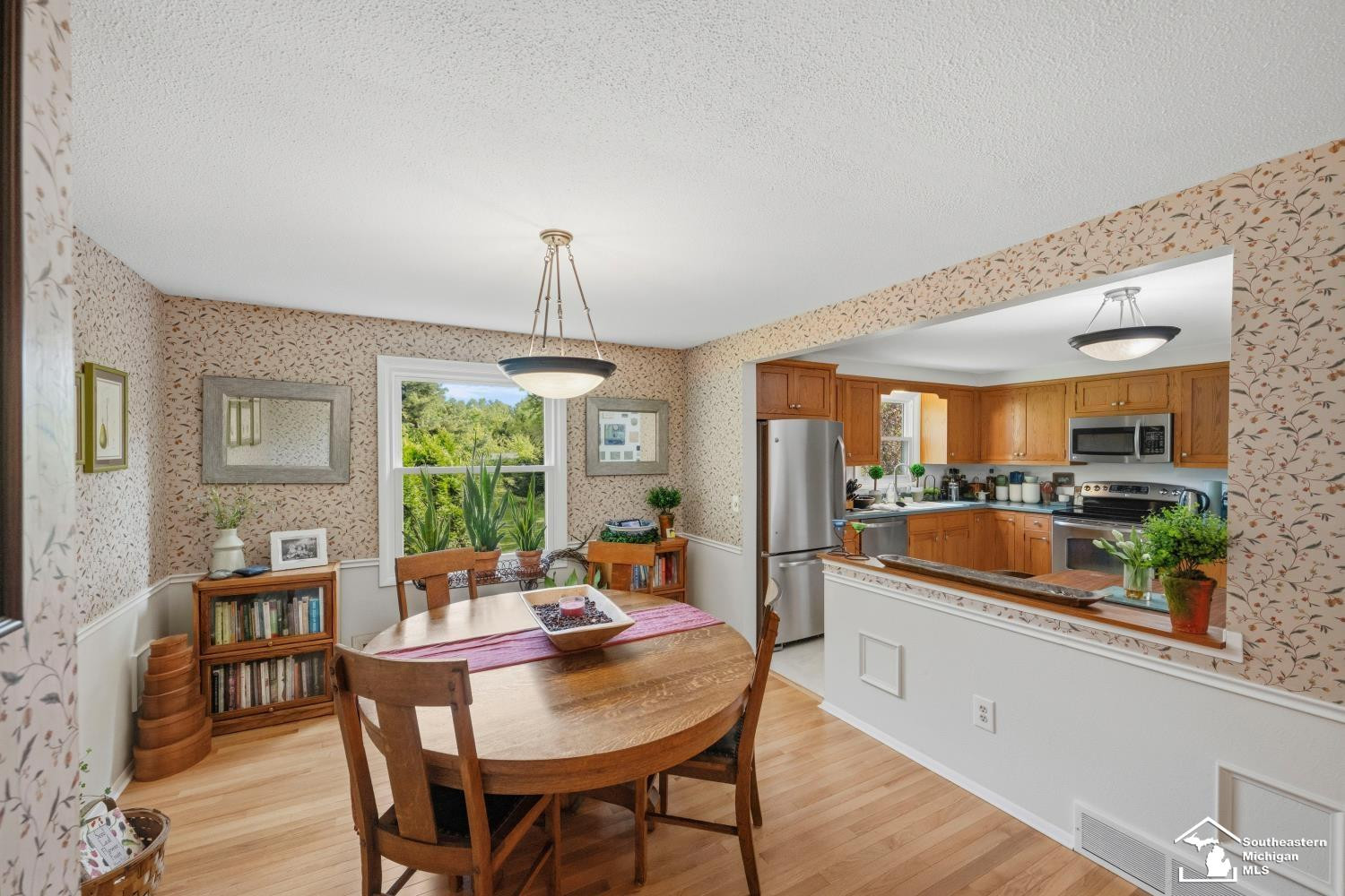 434 W Erie Road, Temperance, MI 48182 — Photo 12