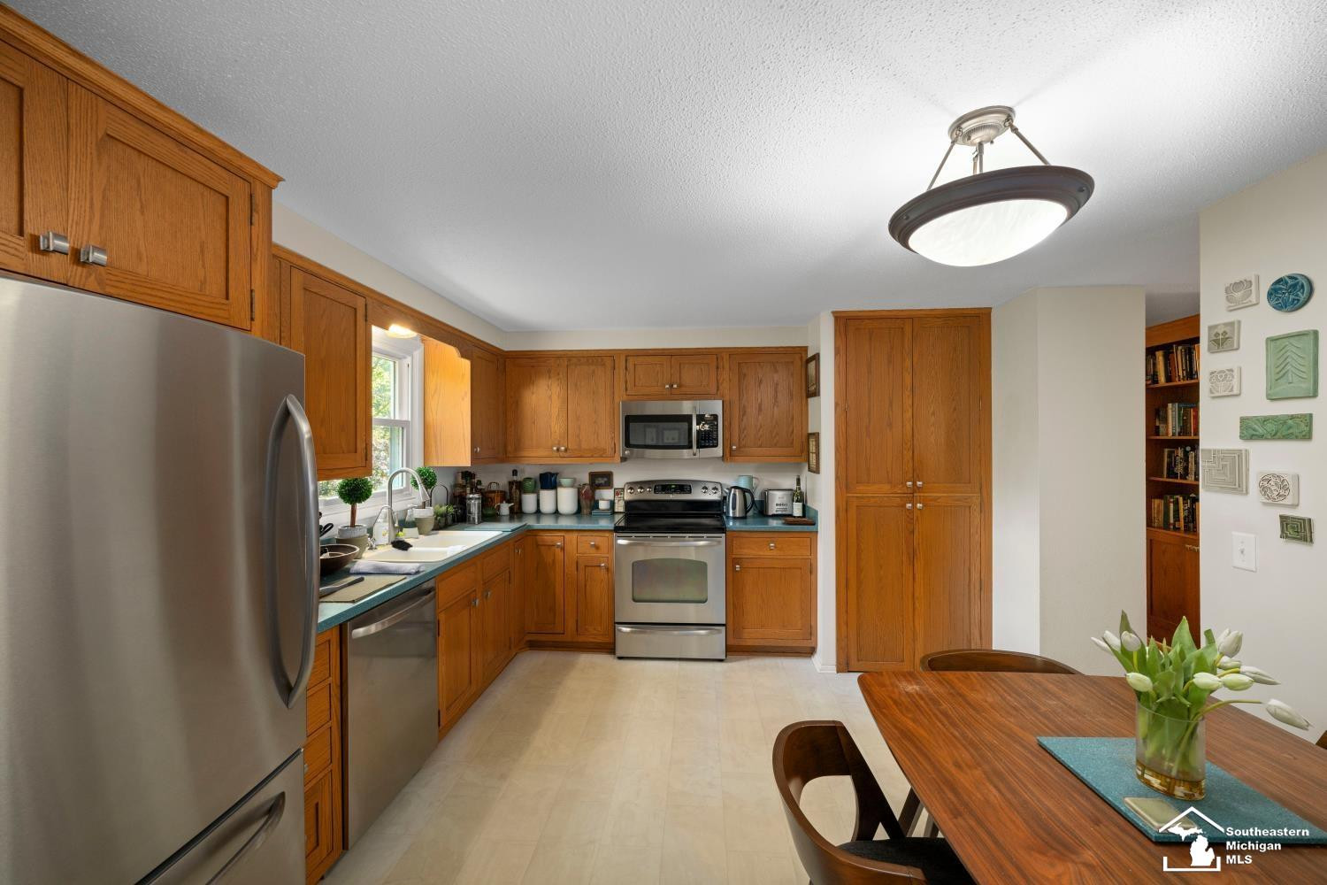 434 W Erie Road, Temperance, MI 48182 — Photo 13