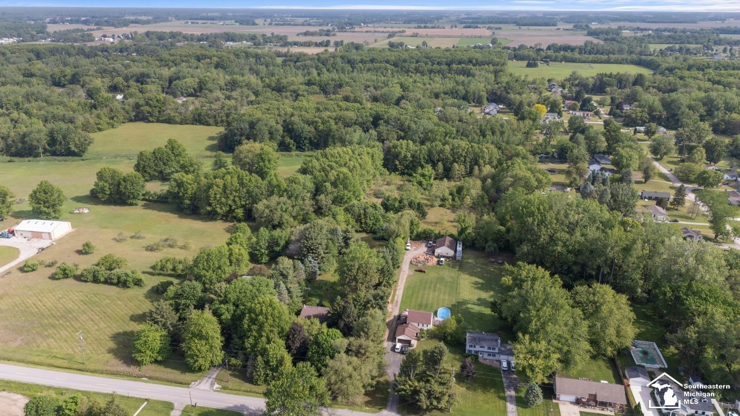434 W Erie Road, Temperance, MI 48182 — Photo 35