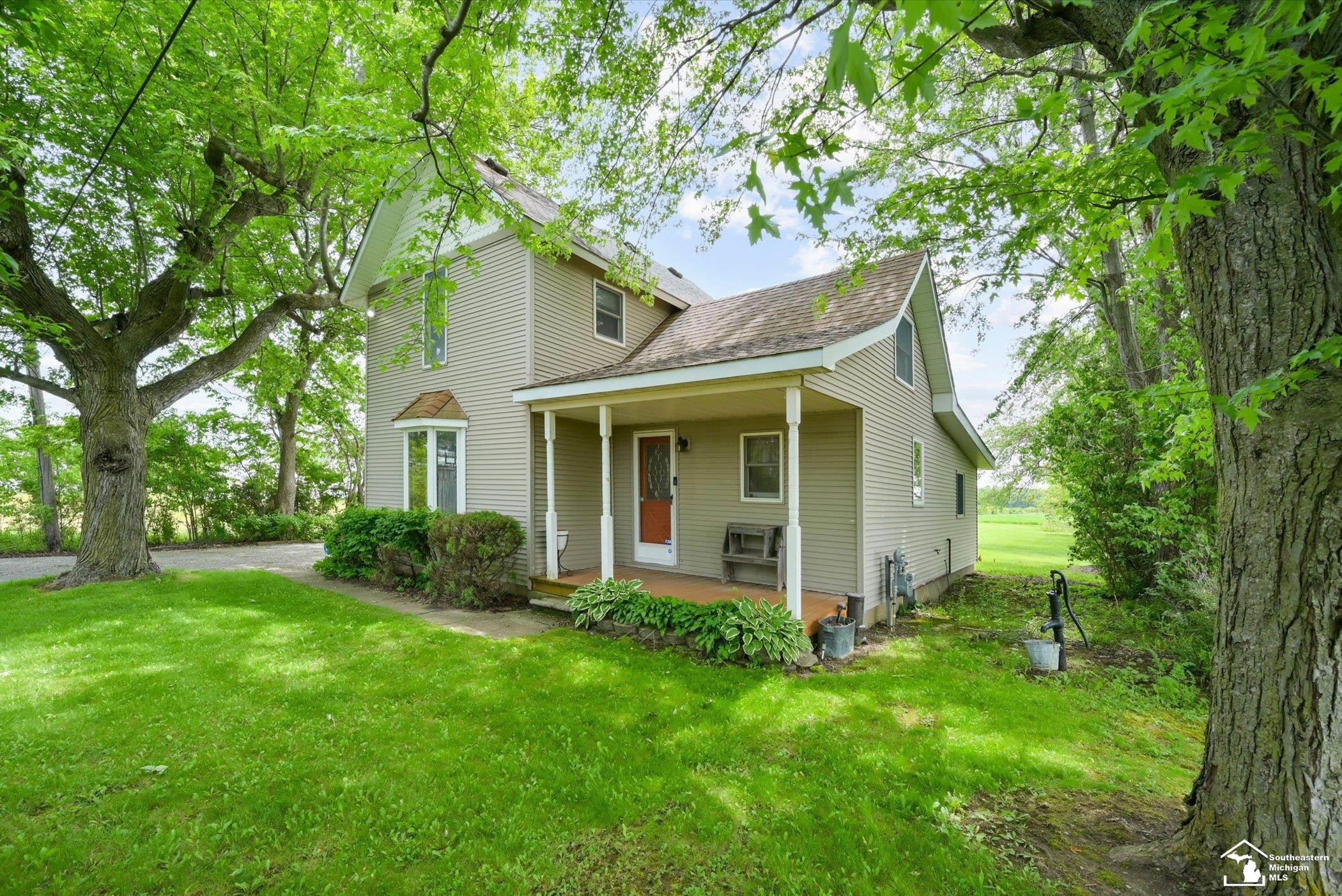 750 E Labo Road, Carleton, MI 48117