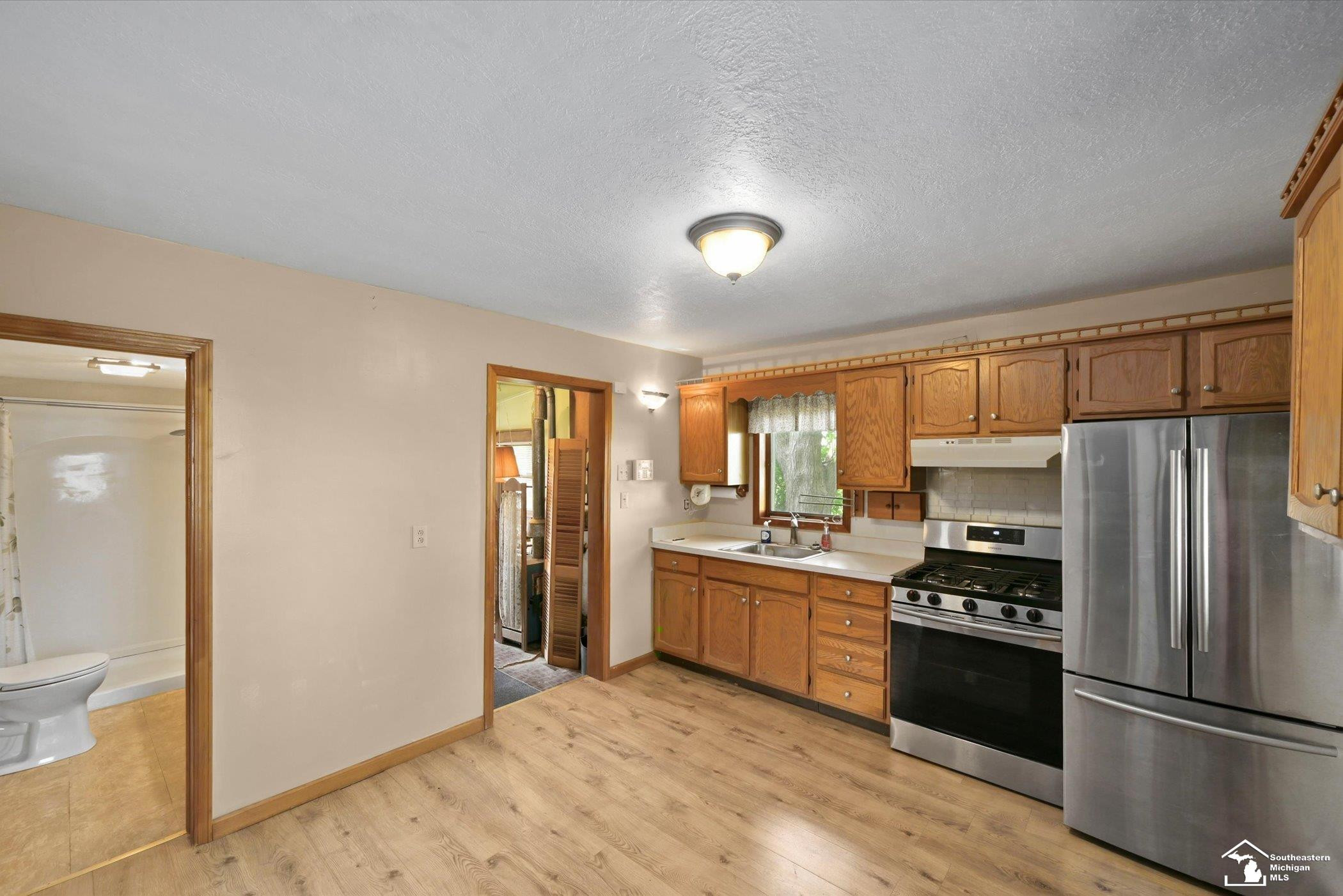 750 E Labo Road, Carleton, MI 48117 — Photo 8