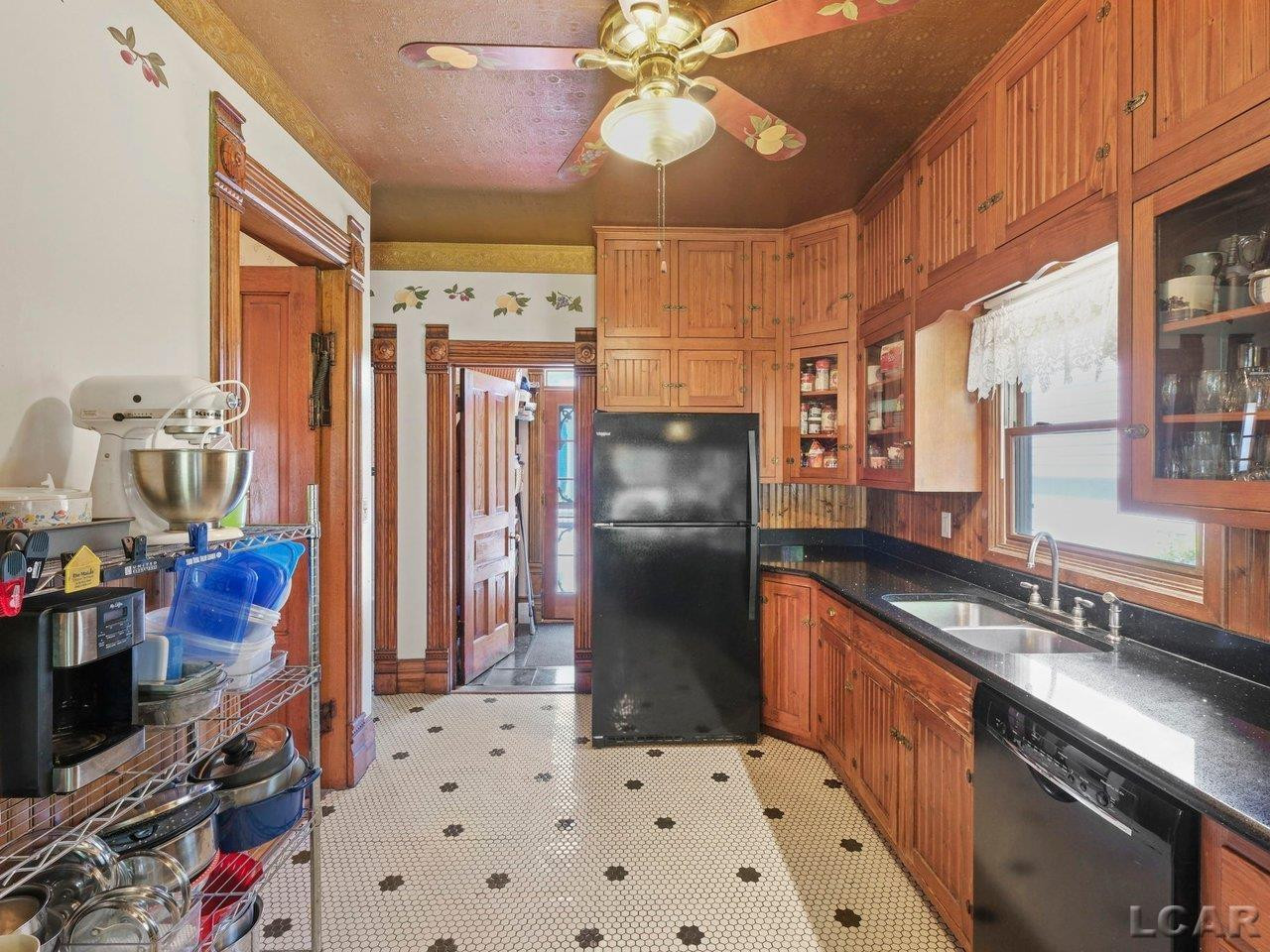 226 Giles Avenue, Blissfield, MI 49228 — Photo 12