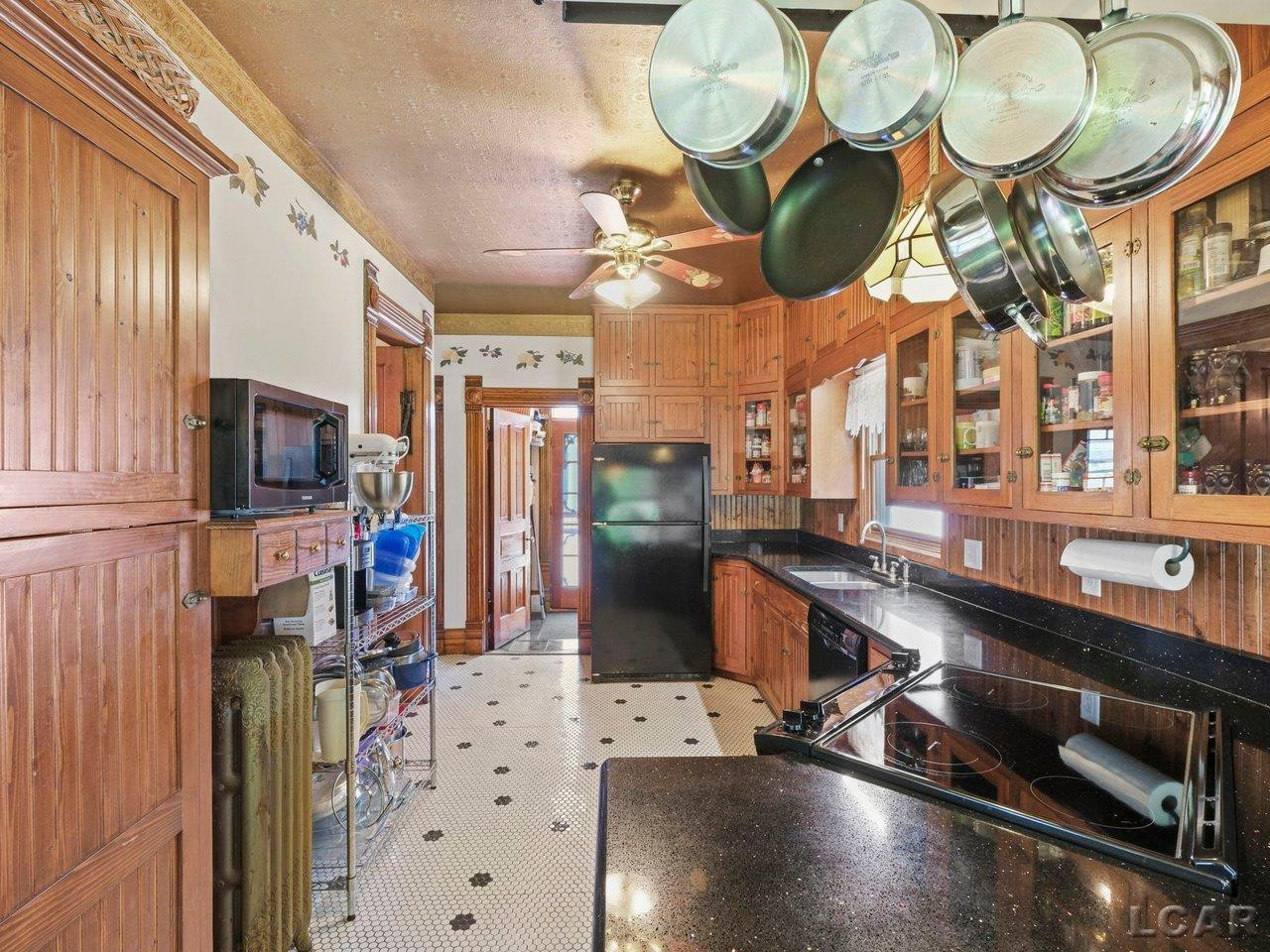226 Giles Avenue, Blissfield, MI 49228 — Photo 14