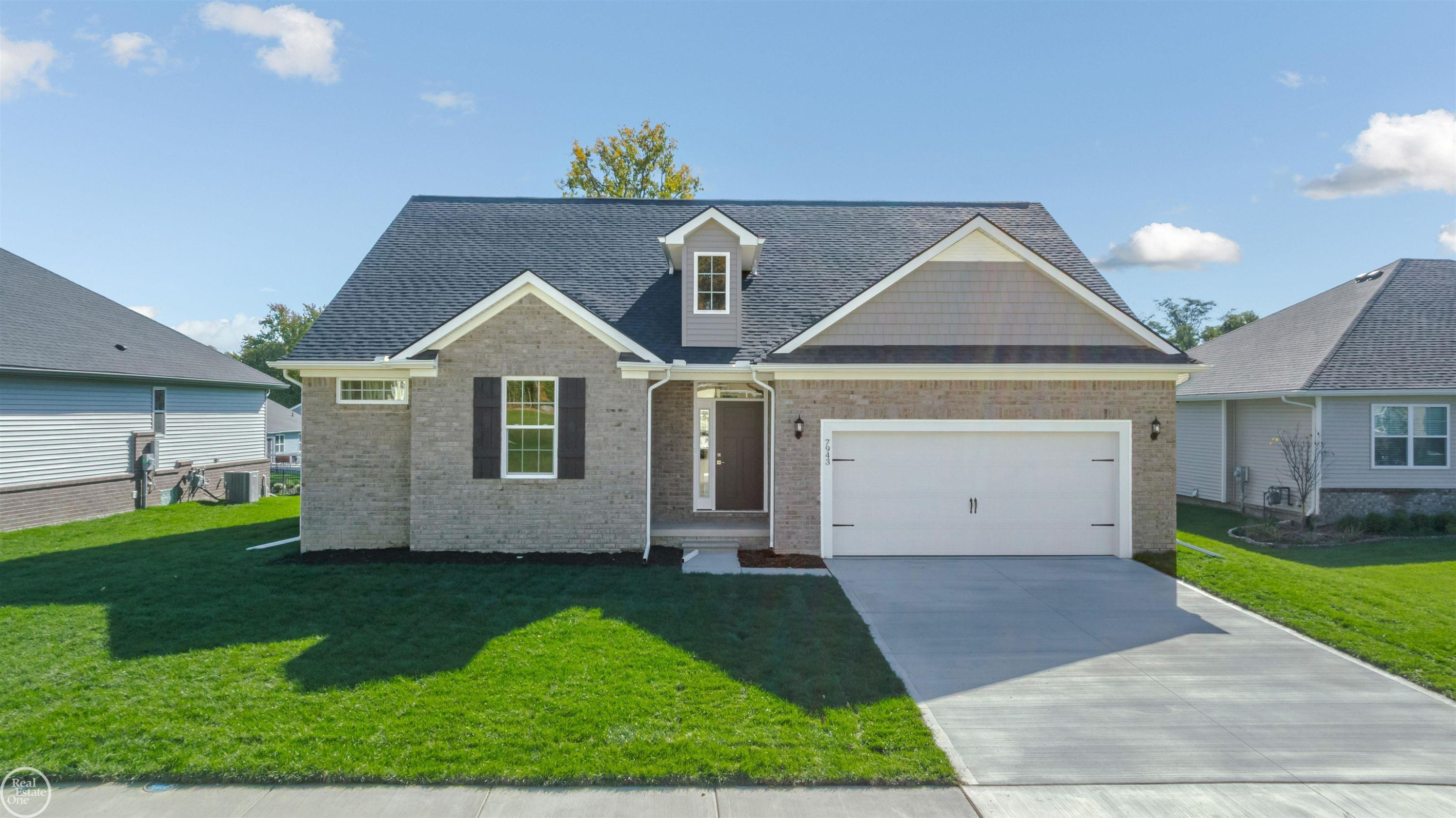 1156 Julian Court, Waterford, MI 48327 — Photo 2