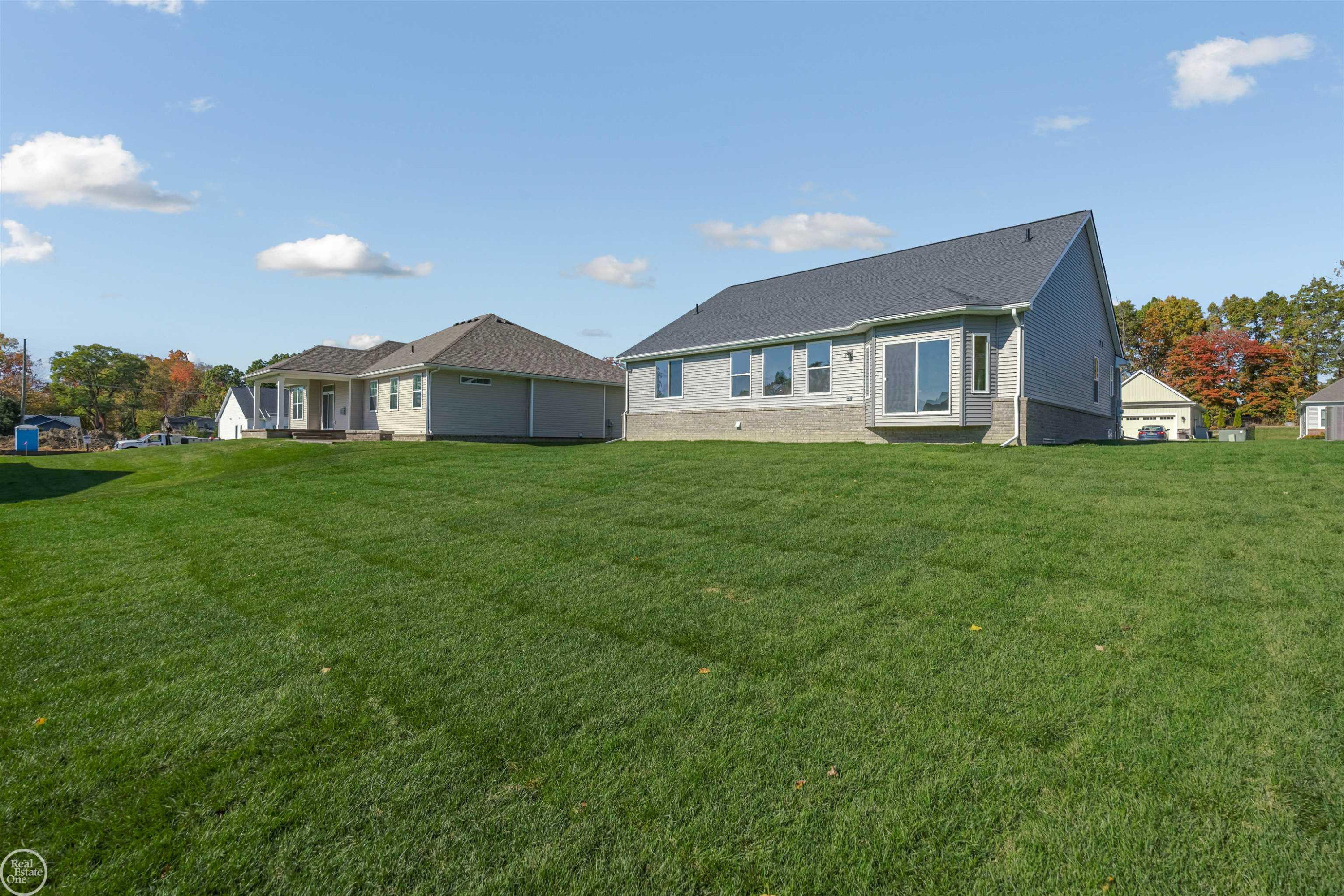 1156 Julian Court, Waterford, MI 48327 — Photo 36