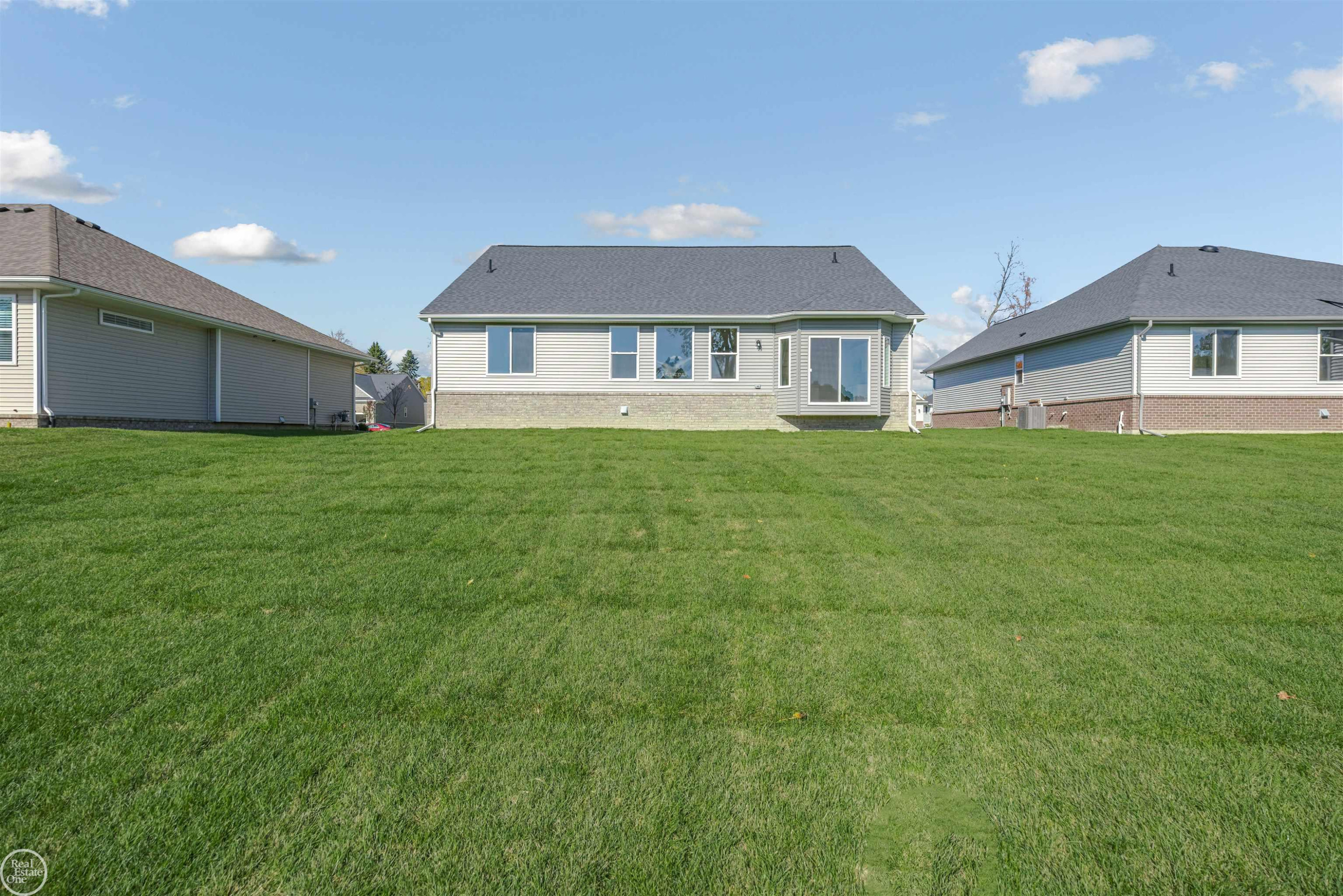 1156 Julian Court, Waterford, MI 48327 — Photo 37