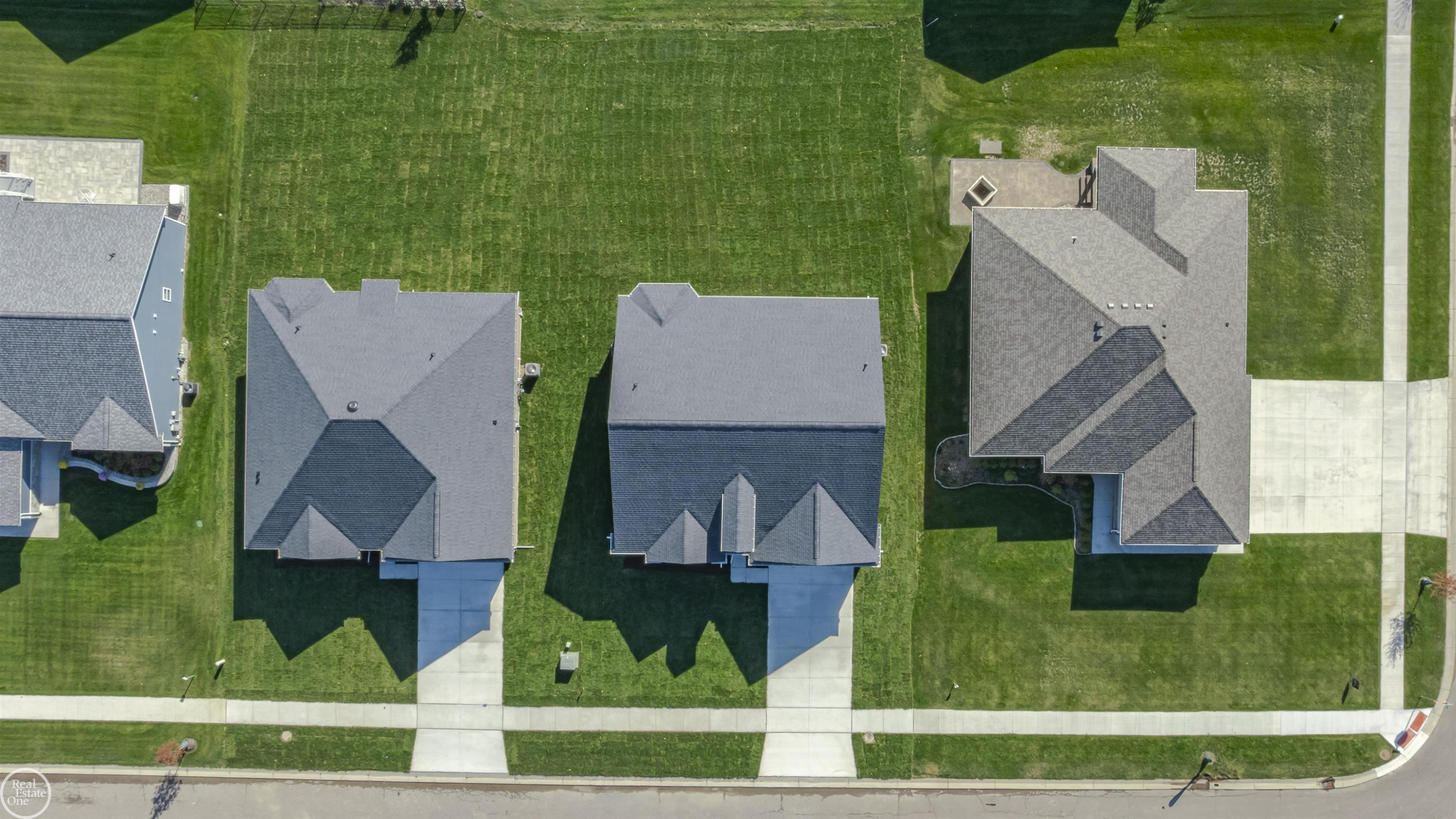 1156 Julian Court, Waterford, MI 48327 — Photo 41
