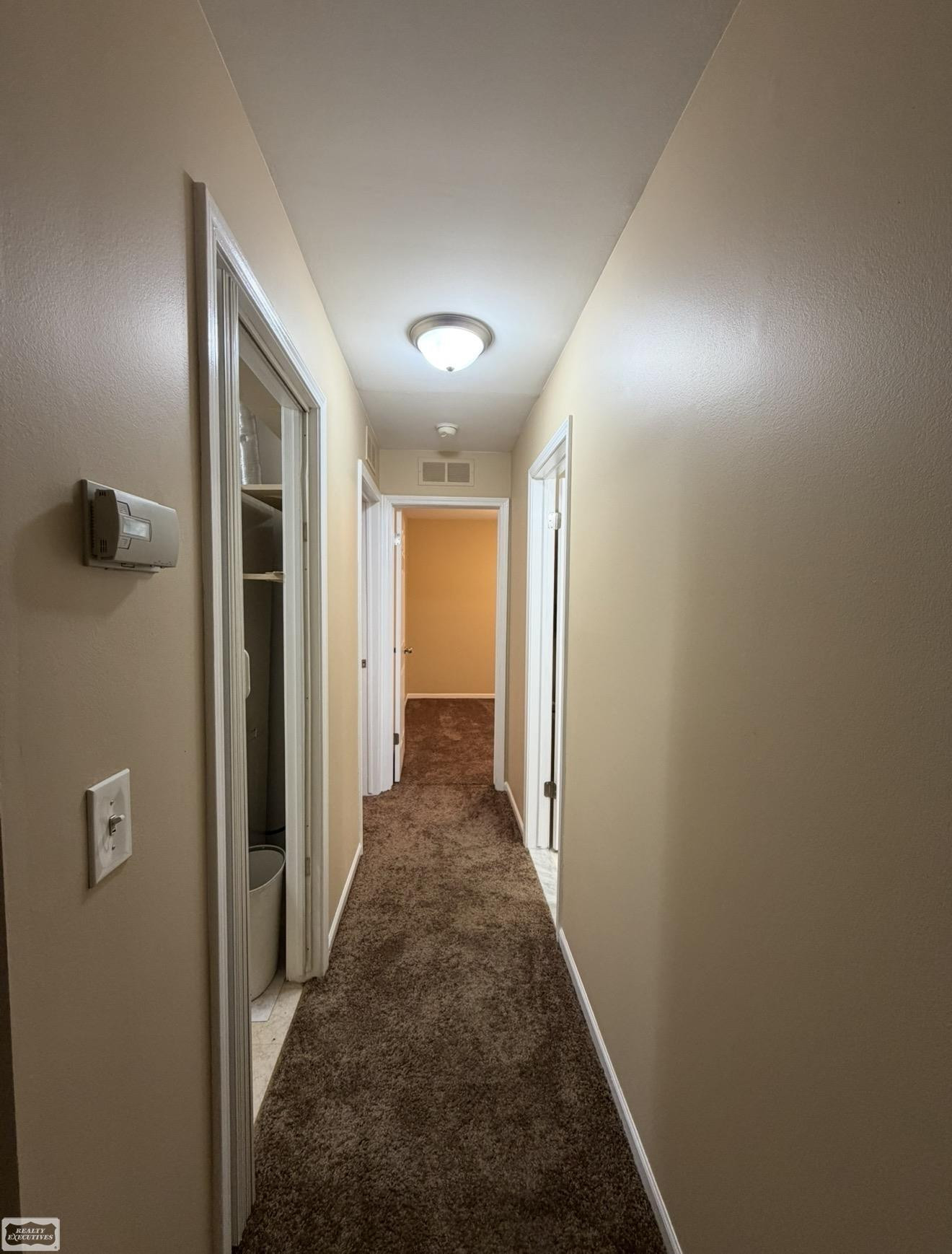 35401 Hickory Woods Lane, #3, Clinton Twp, MI 48035 — Photo 5