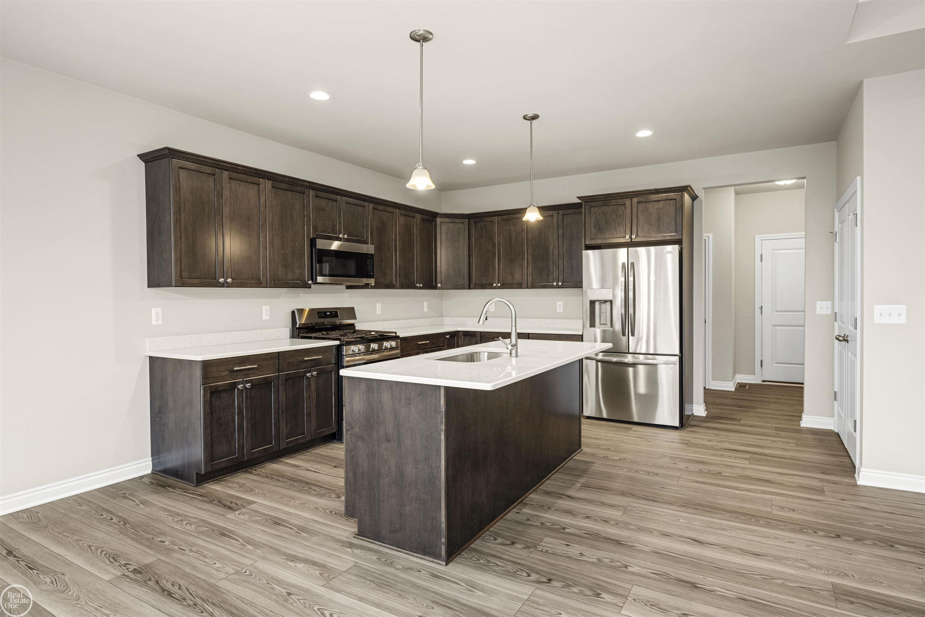 1134 Julian Court, Waterford, MI 48327 — Photo 14
