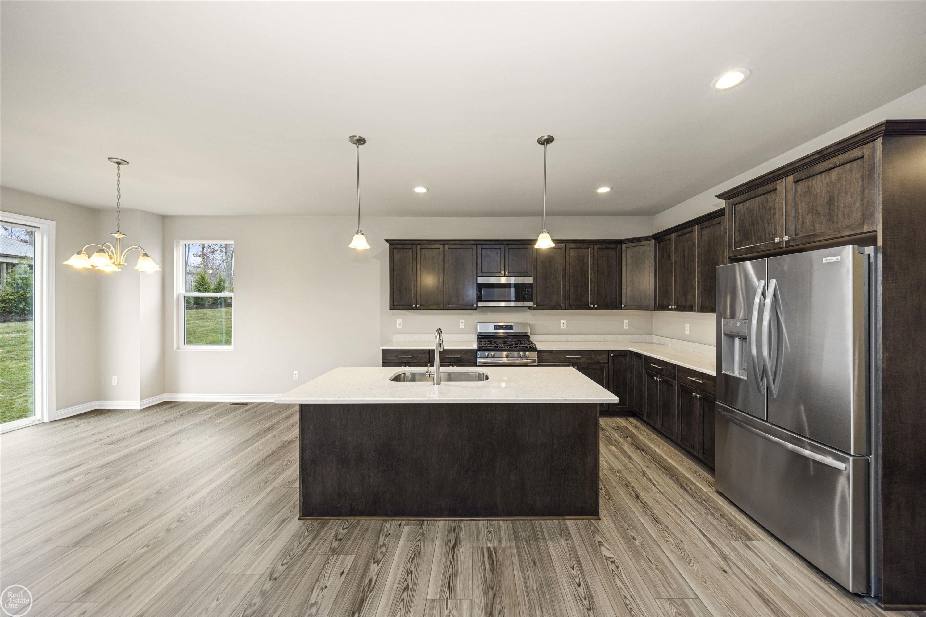 1134 Julian Court, Waterford, MI 48327 — Photo 17