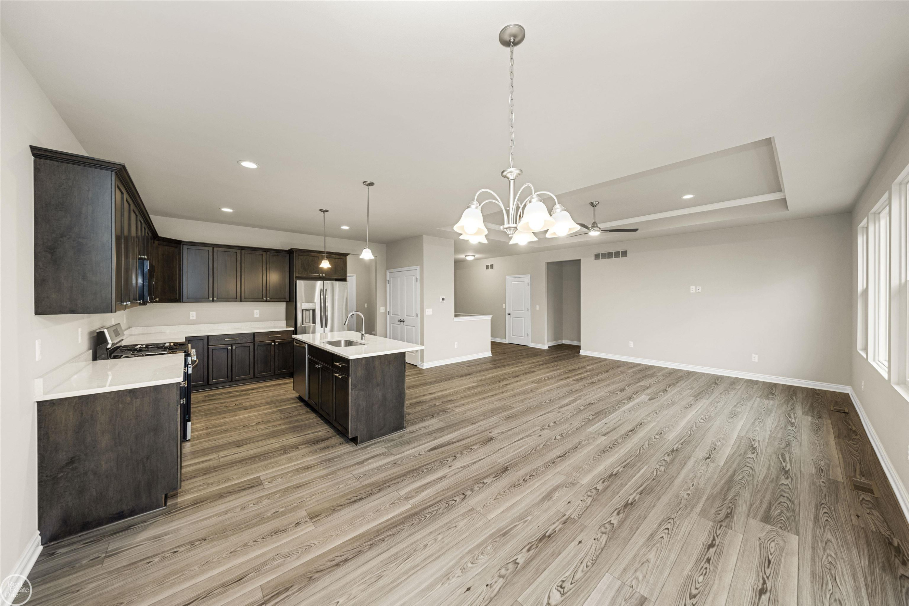 1134 Julian Court, Waterford, MI 48327 — Photo 18
